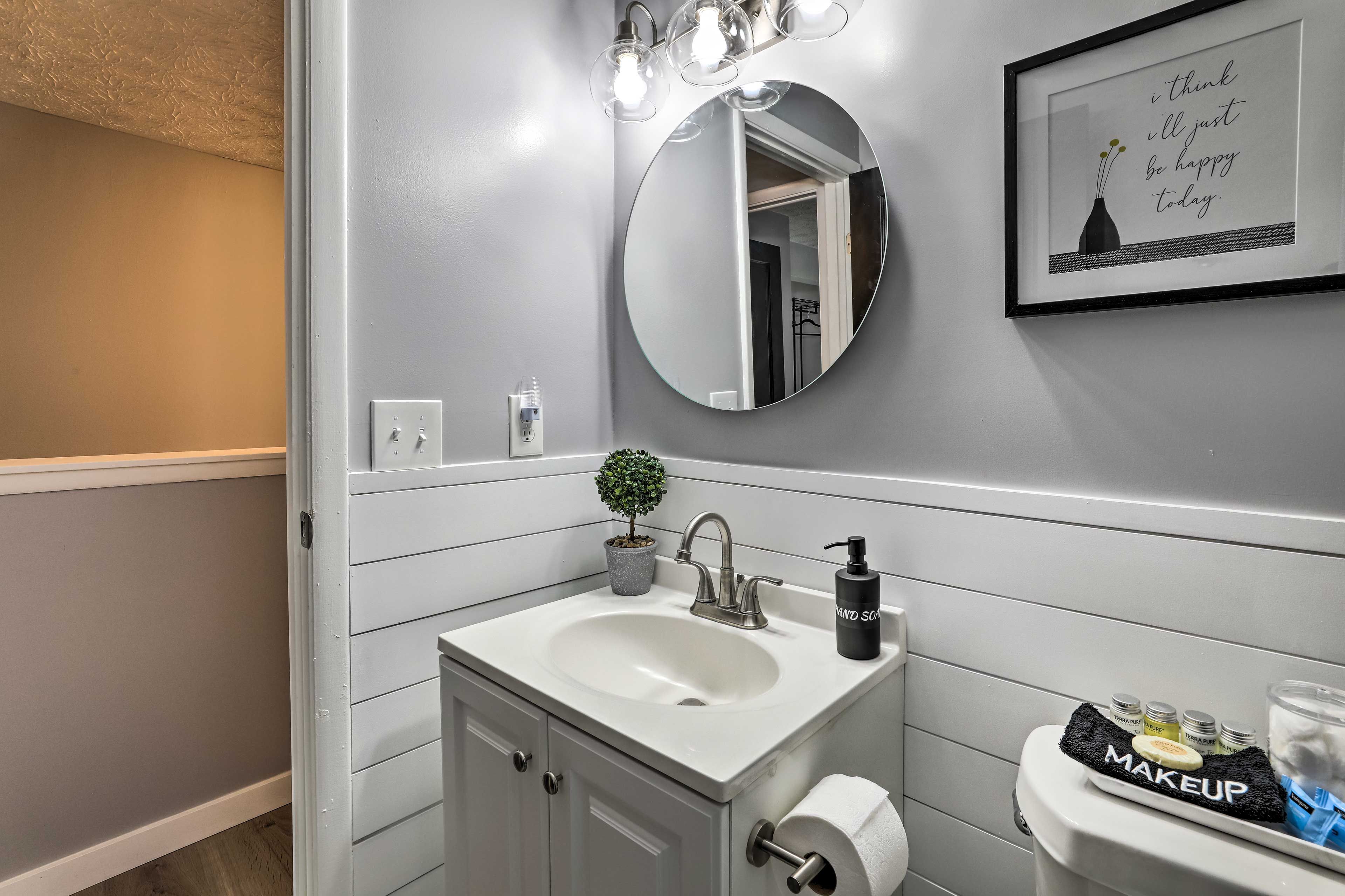 Full Bathroom