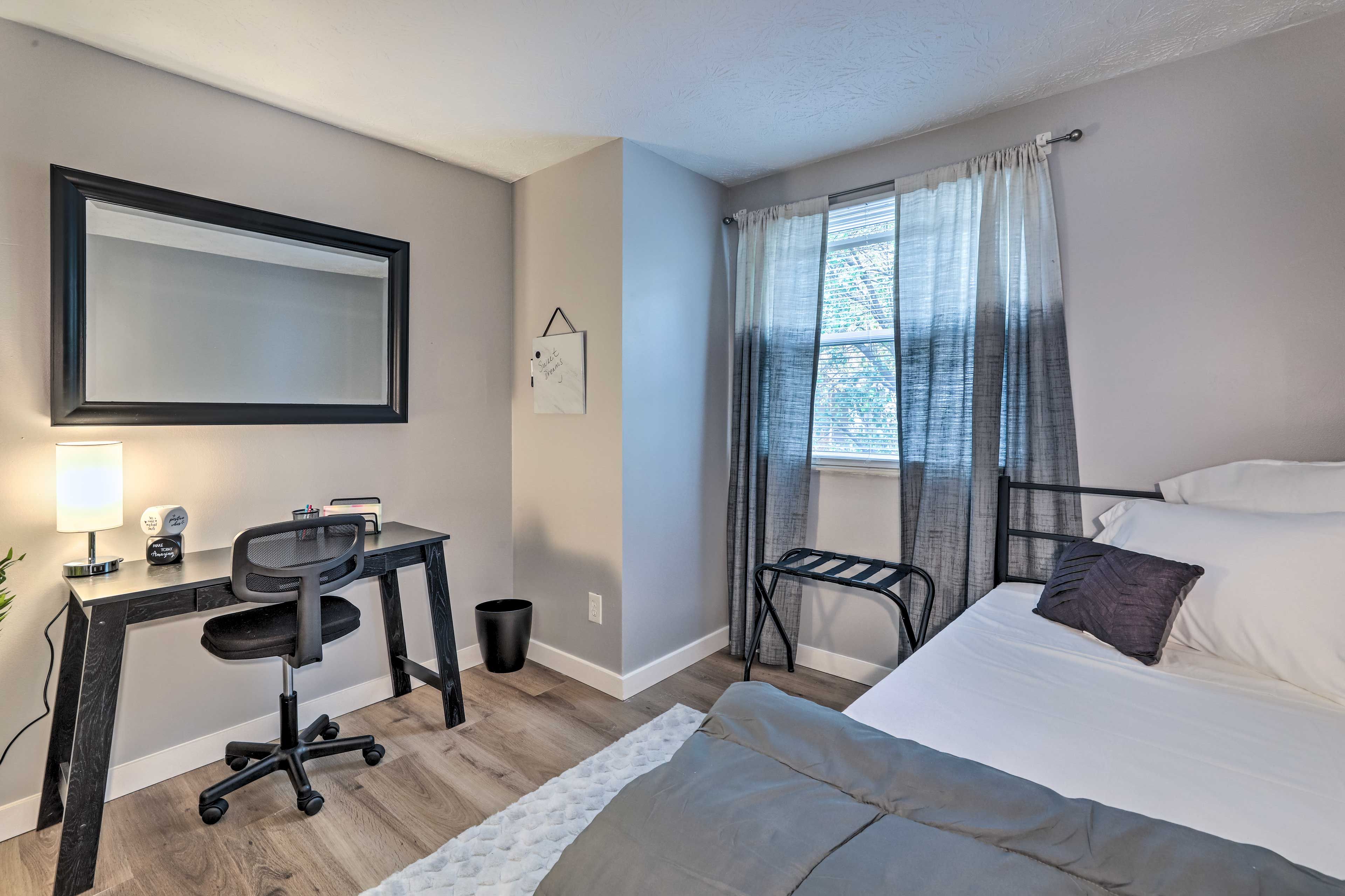 Bedroom 2 | Twin Bed | Laptop-Friendly Desk
