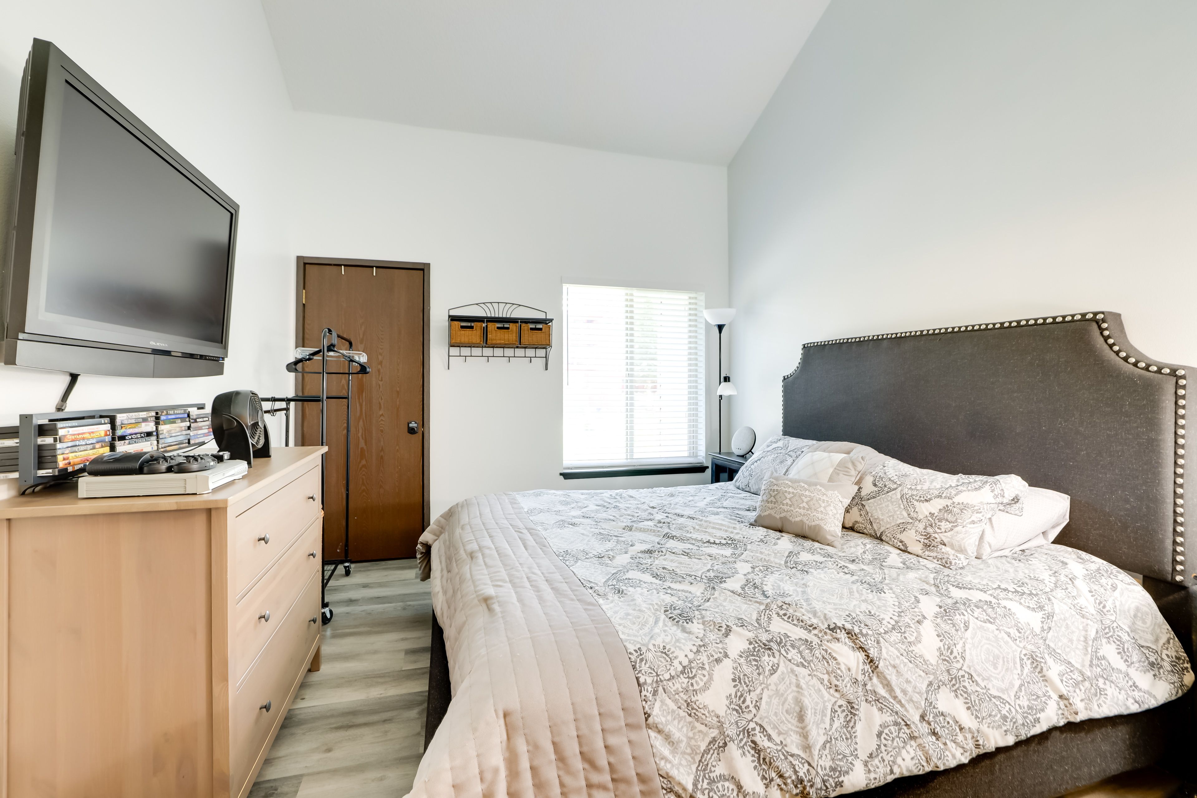 Bedroom 1 | California King Bed | 1st Floor | Linens Provided