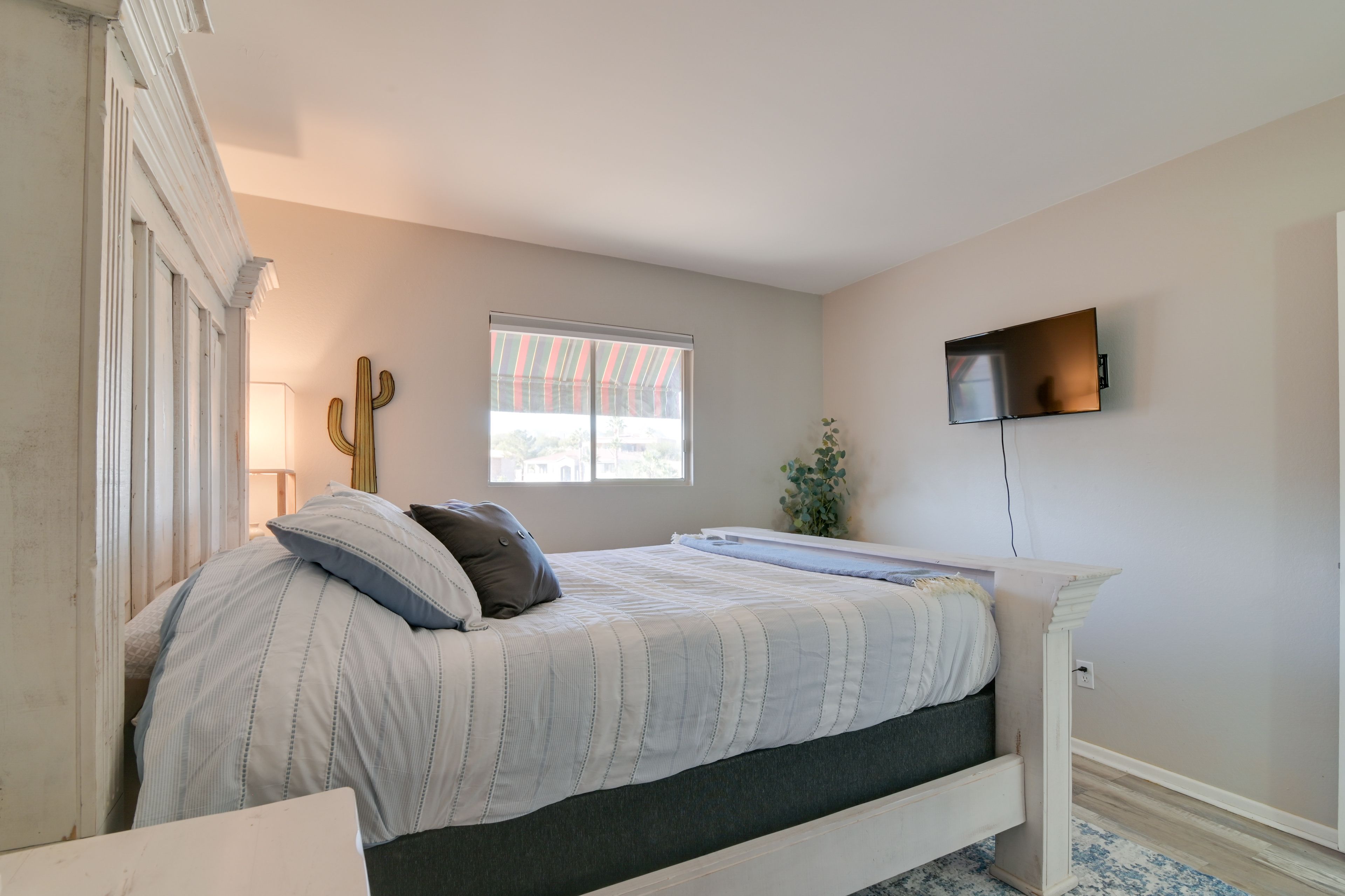 Bedroom 2 | Upper Level | Queen Bed