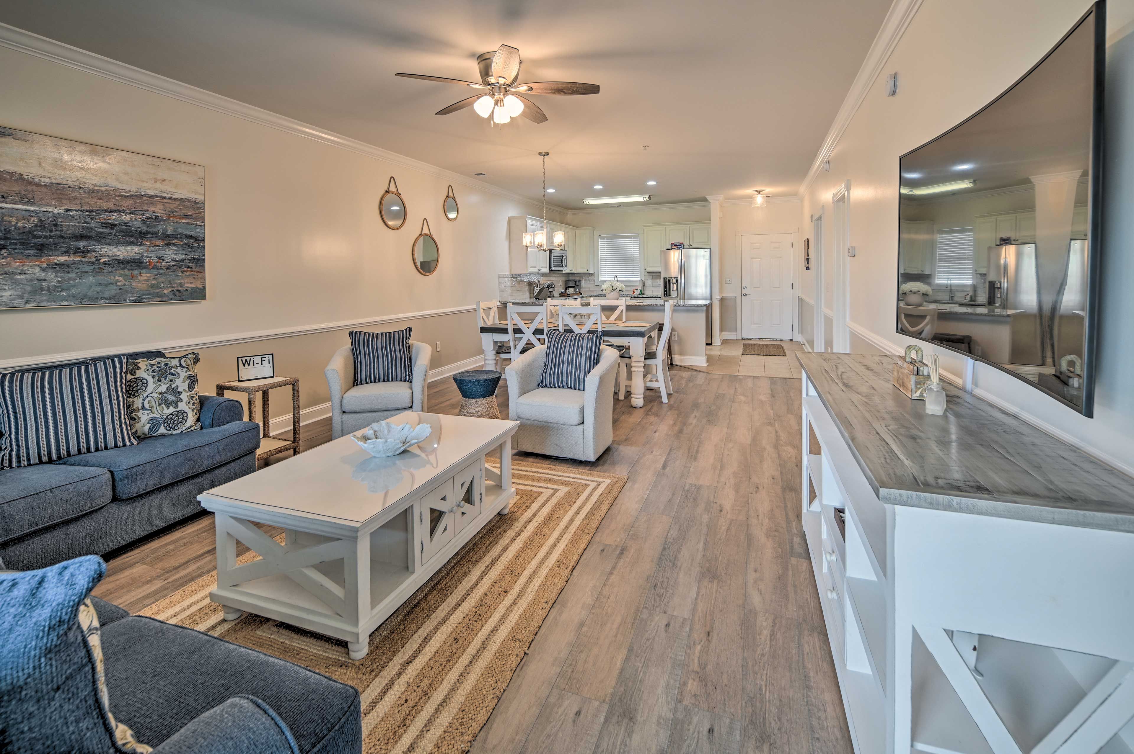 Living Room | Central A/C & Heat