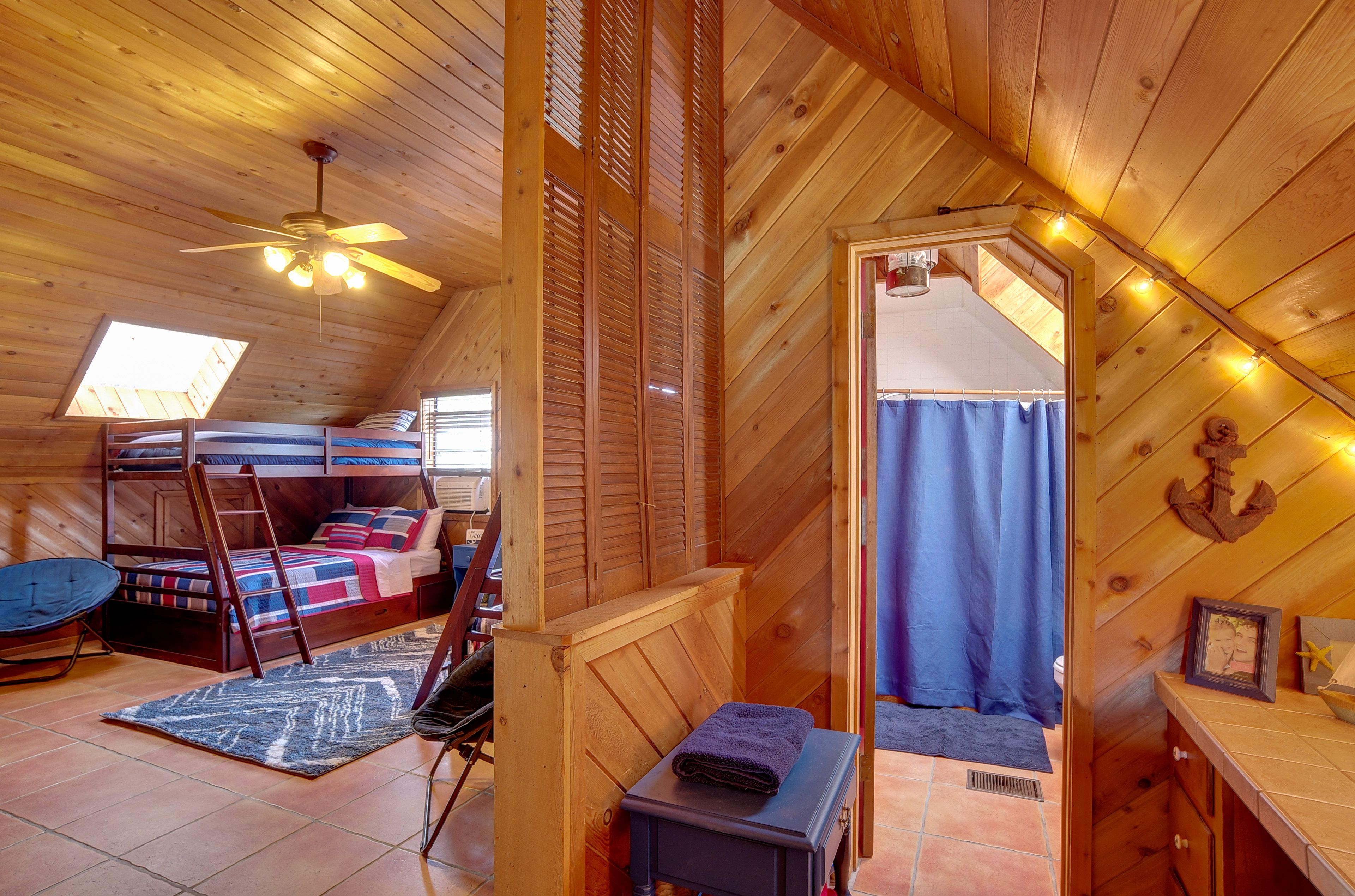En-Suite Bathroom