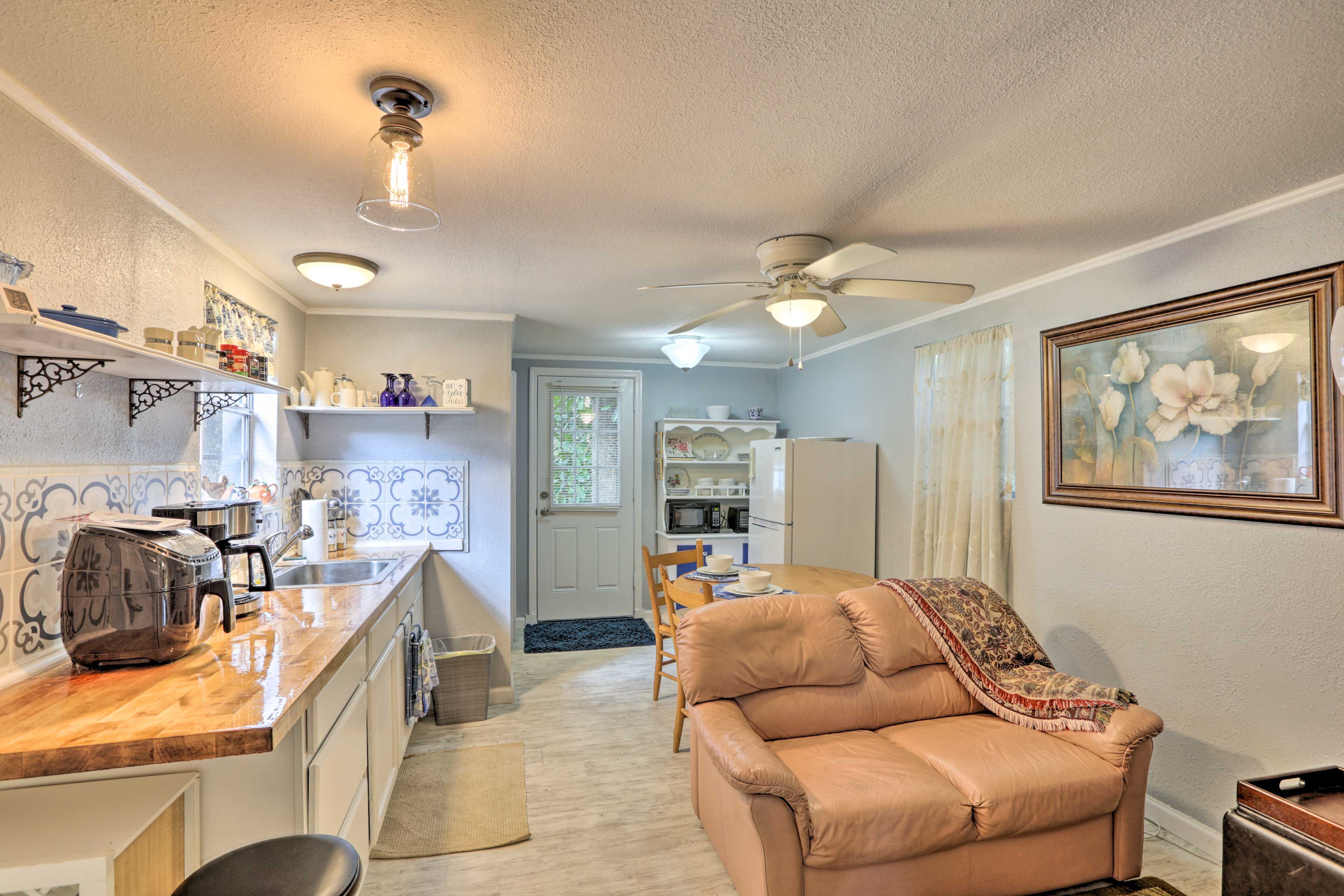 Quincy Vacation Rental | 1BR | 1BA | Stairs Required | 384 Sq Ft