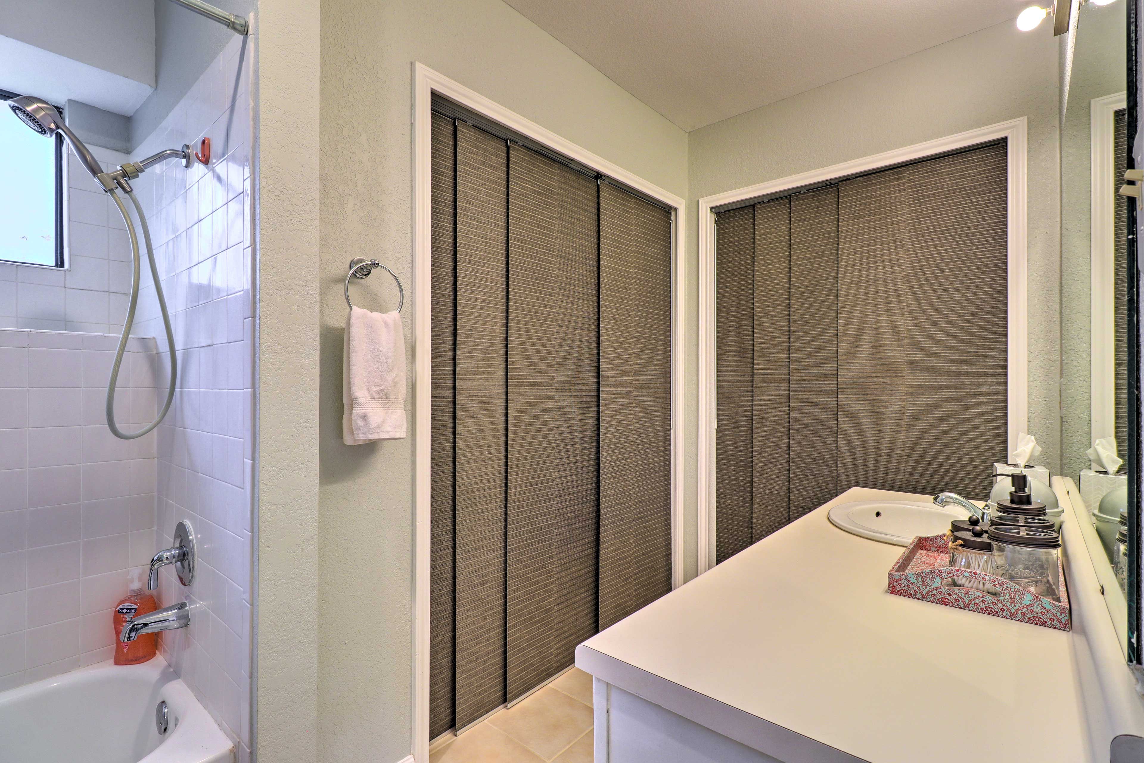 En-Suite Bathroom | Towels Provided