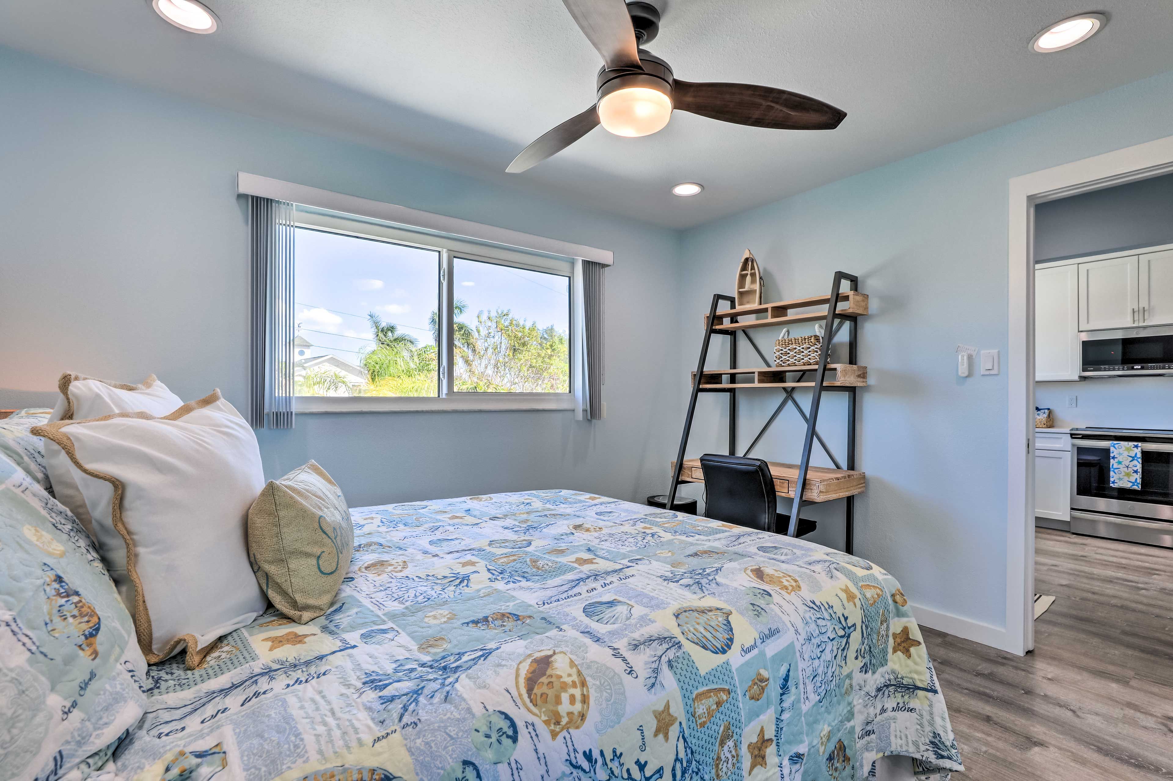 Bedroom 2 | Queen Bed | Linens Provided