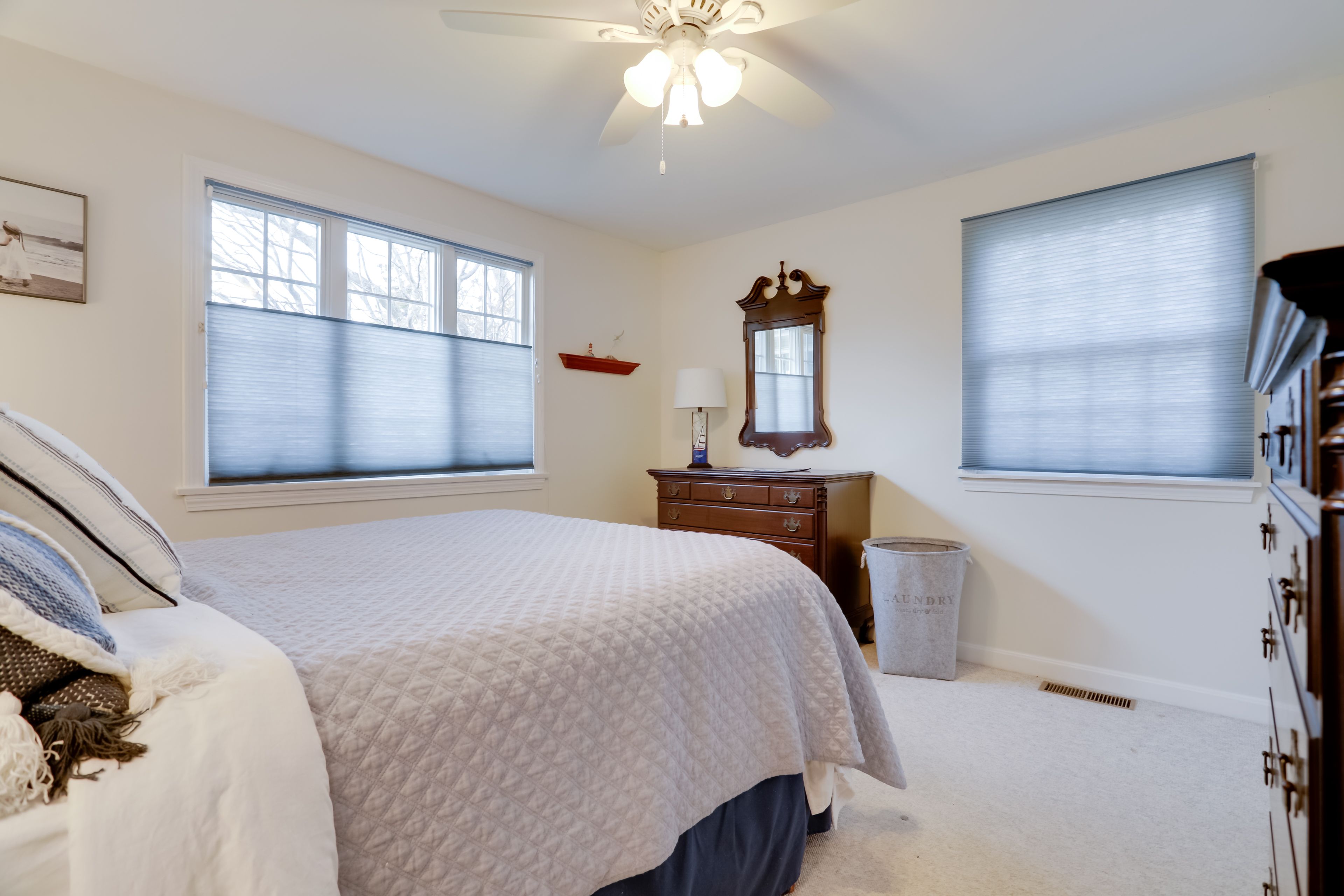 Bedroom 2 | Queen Bed