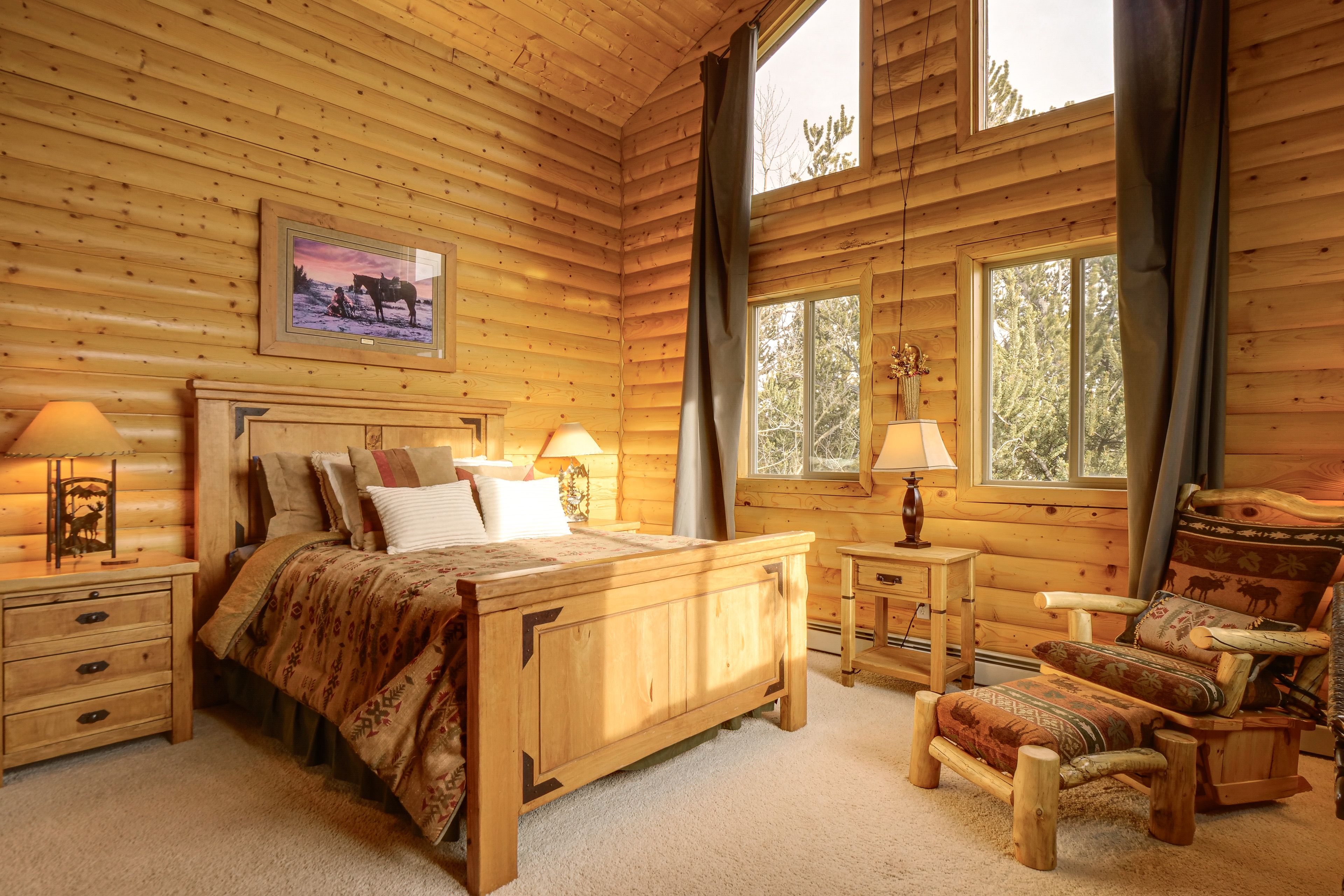 Bedroom Suite | Queen Bed | Main Level