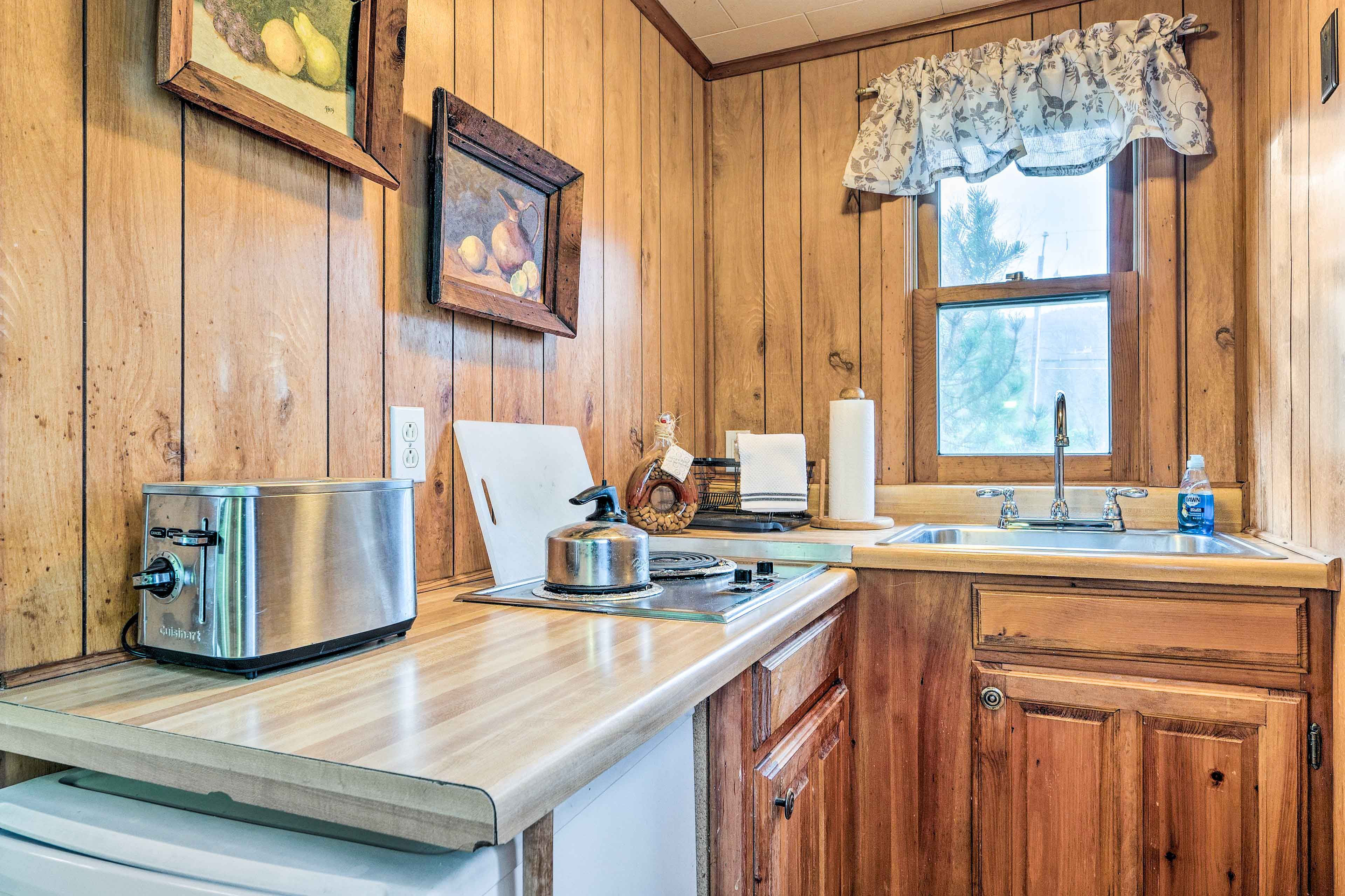Kitchen | Mini Fridge | Organic Coffee, Tea, and Snacks