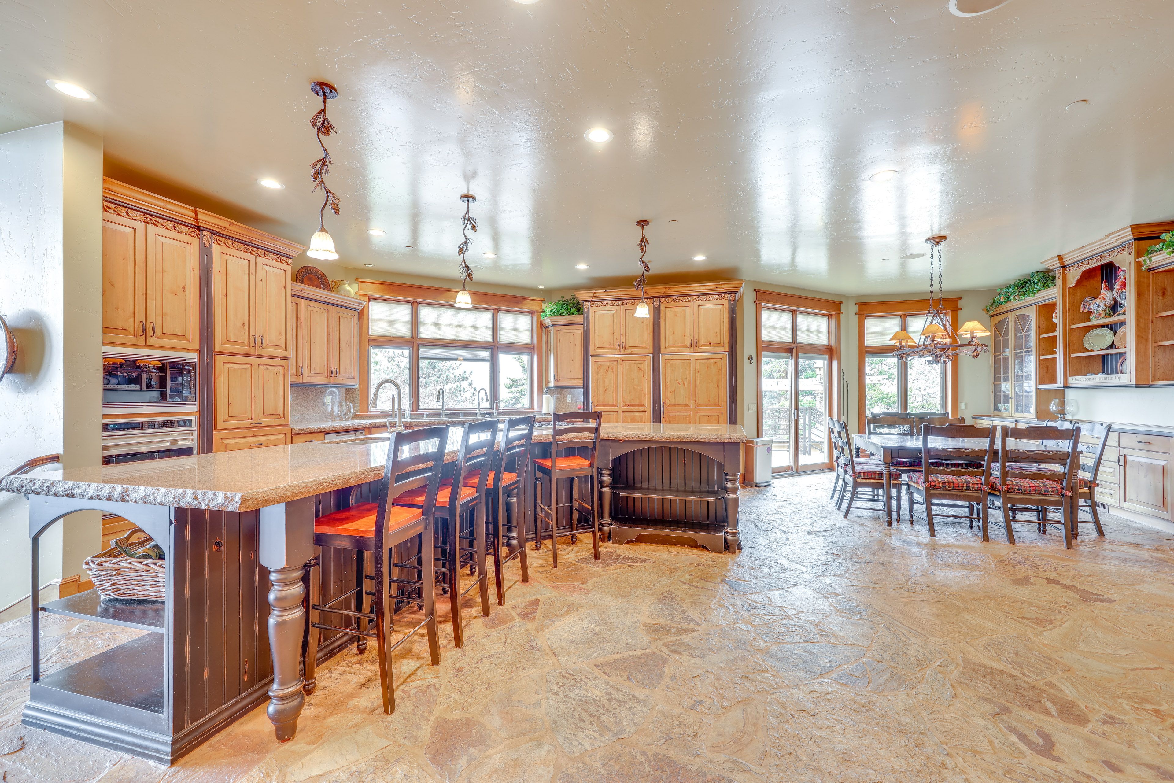 Kitchen & Additional Dining Area | Main Level | Toaster | Cooking Basics