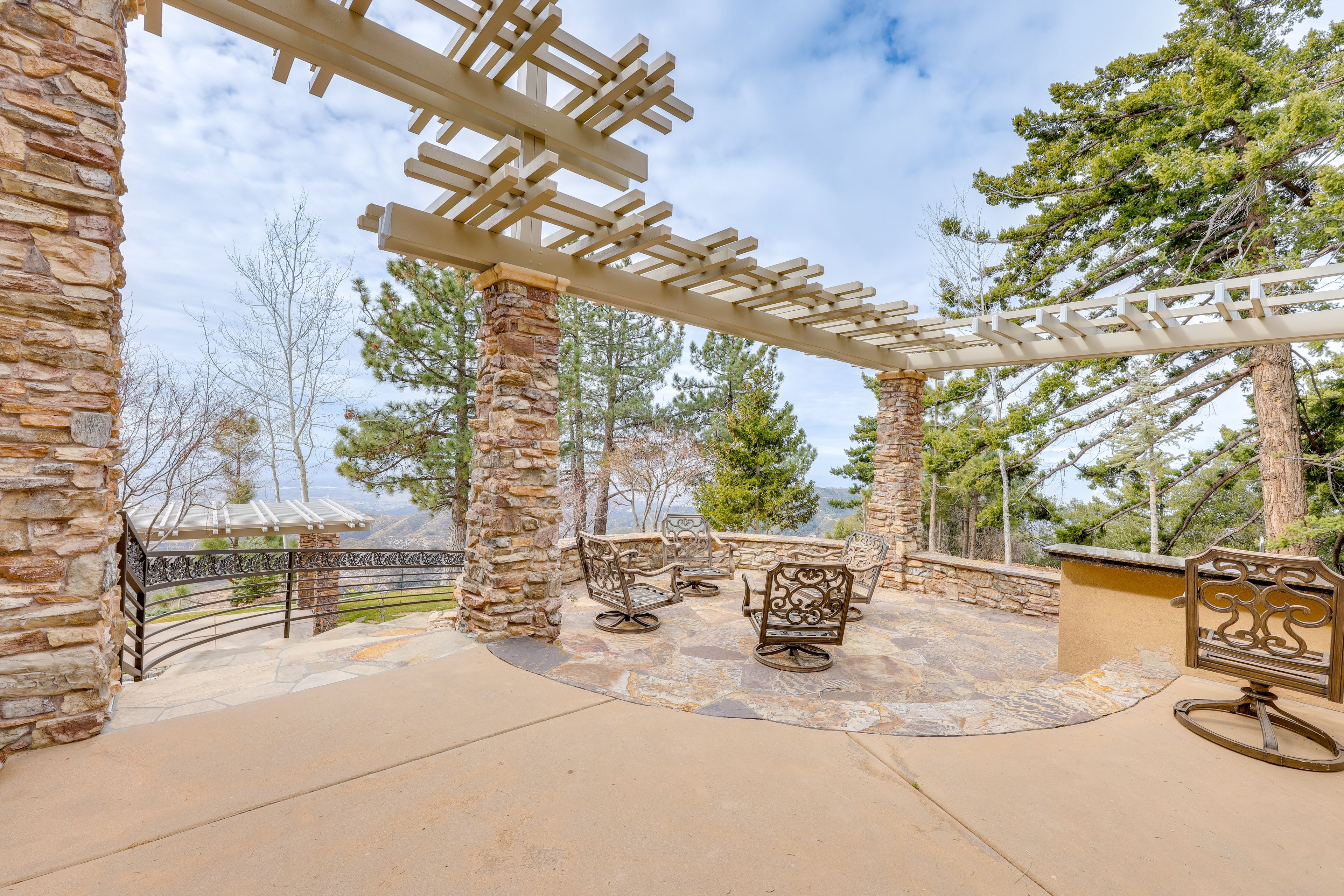 Additional Outdoor Seating | Mountain Views
