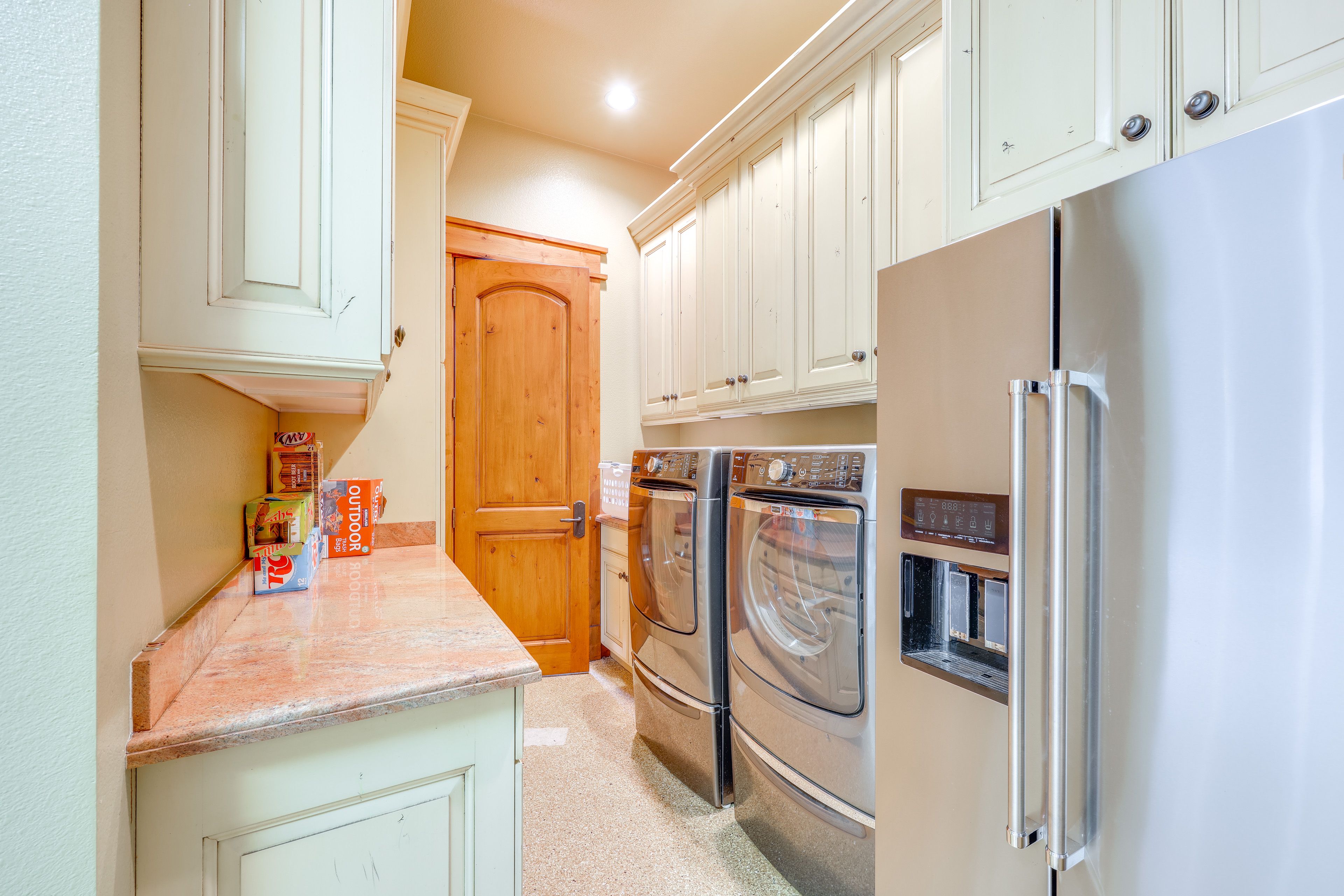 Washer & Dryer | Lower Level