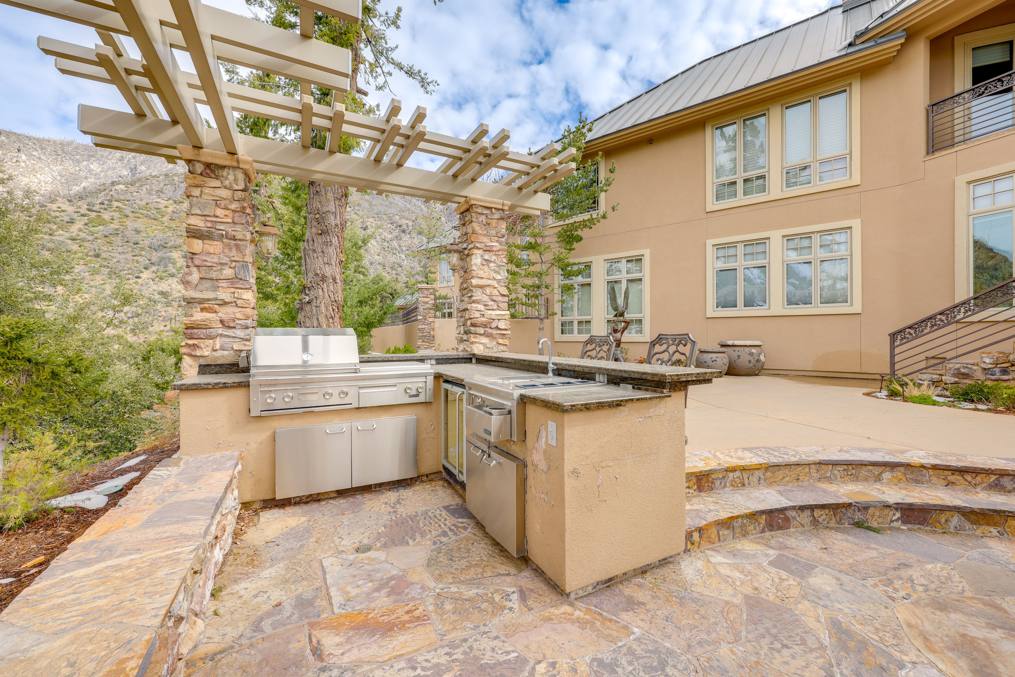 Outdoor Kitchen | Gas Grill