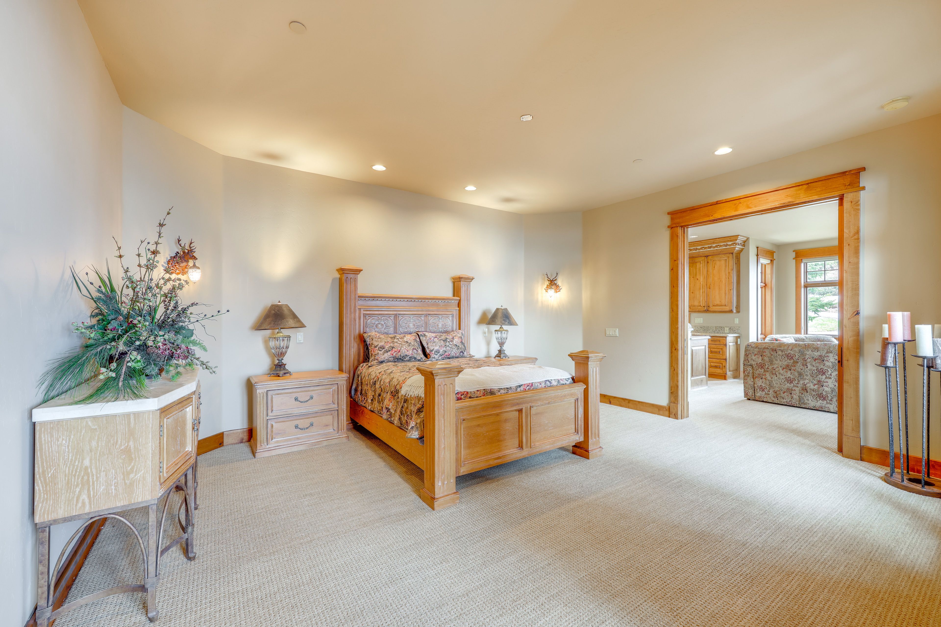 Bedroom 5 | Main Level | Queen Bed