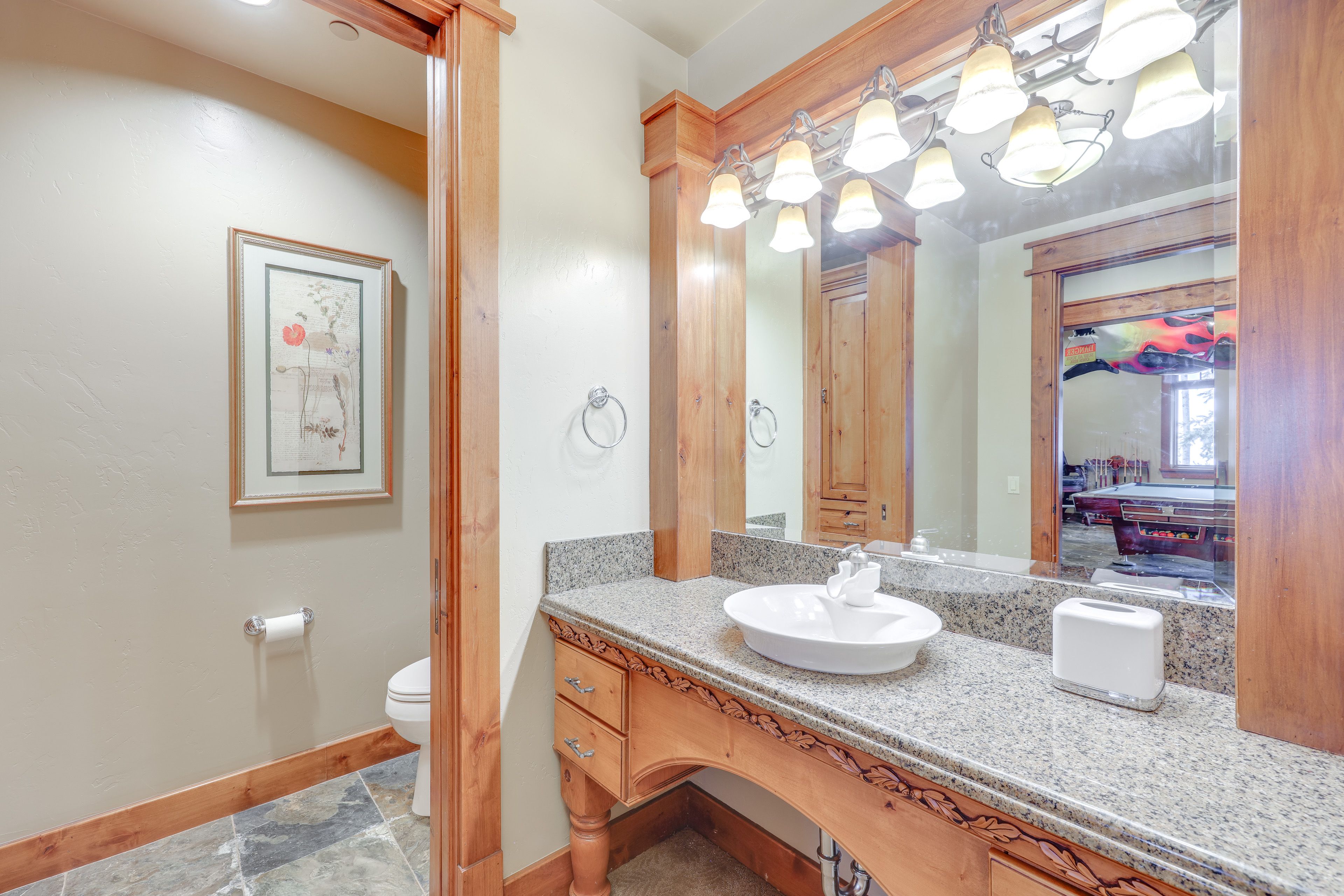 Full Bathroom | Lower Level