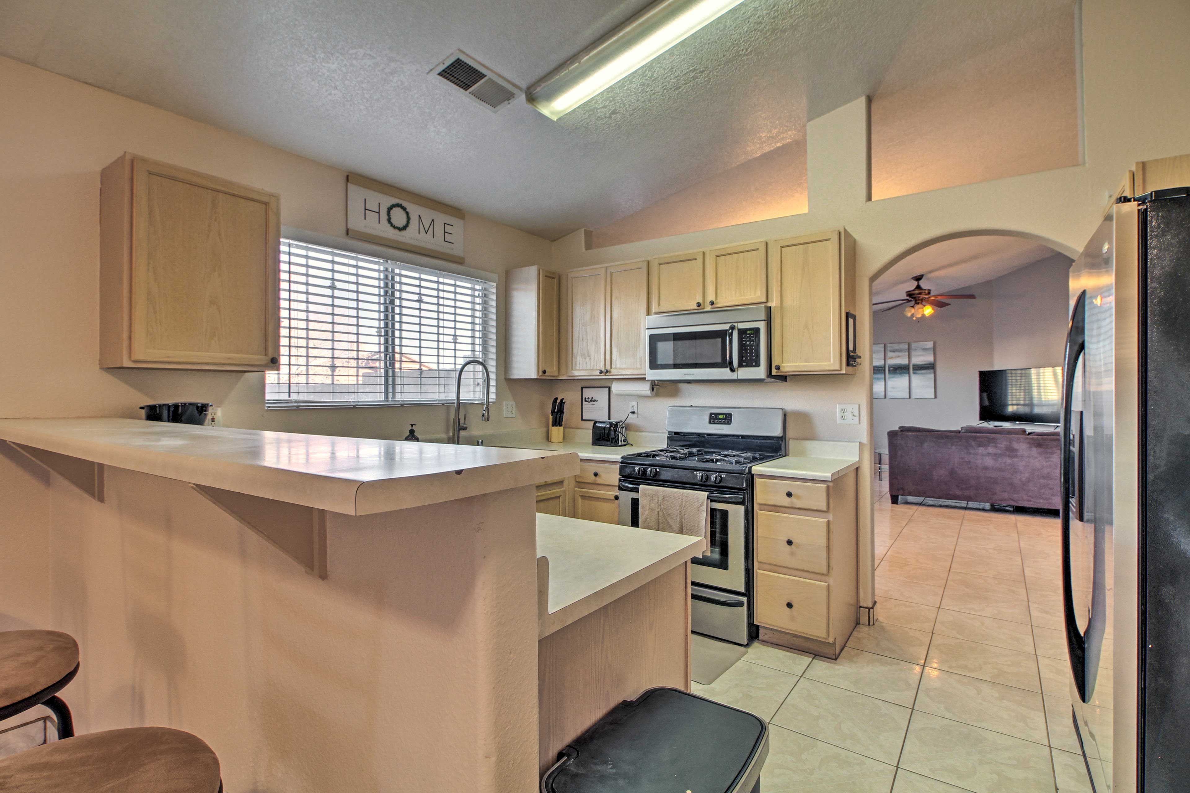 Kitchen | Cooking Basics | Coffee Maker | Paper Towels/Trash Bags Provided