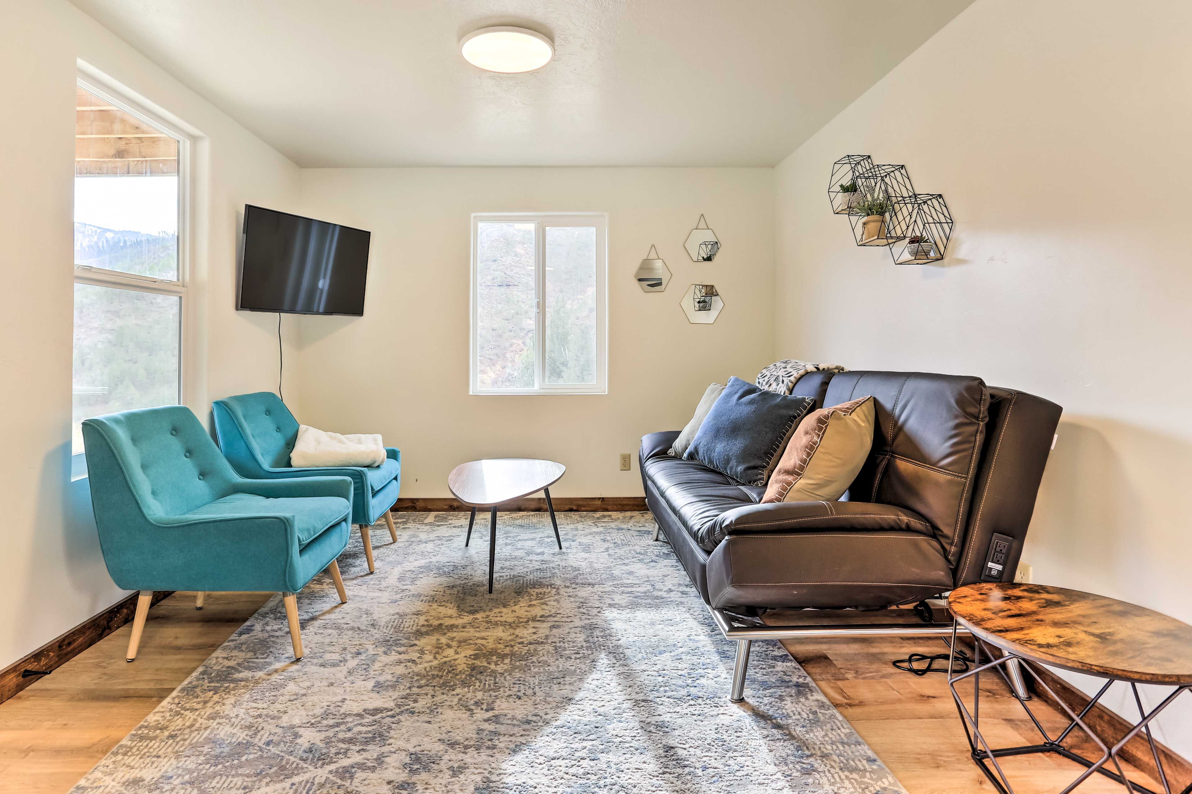 Living Room | Sleeper Sofa | 1st Floor | Window A/C Units