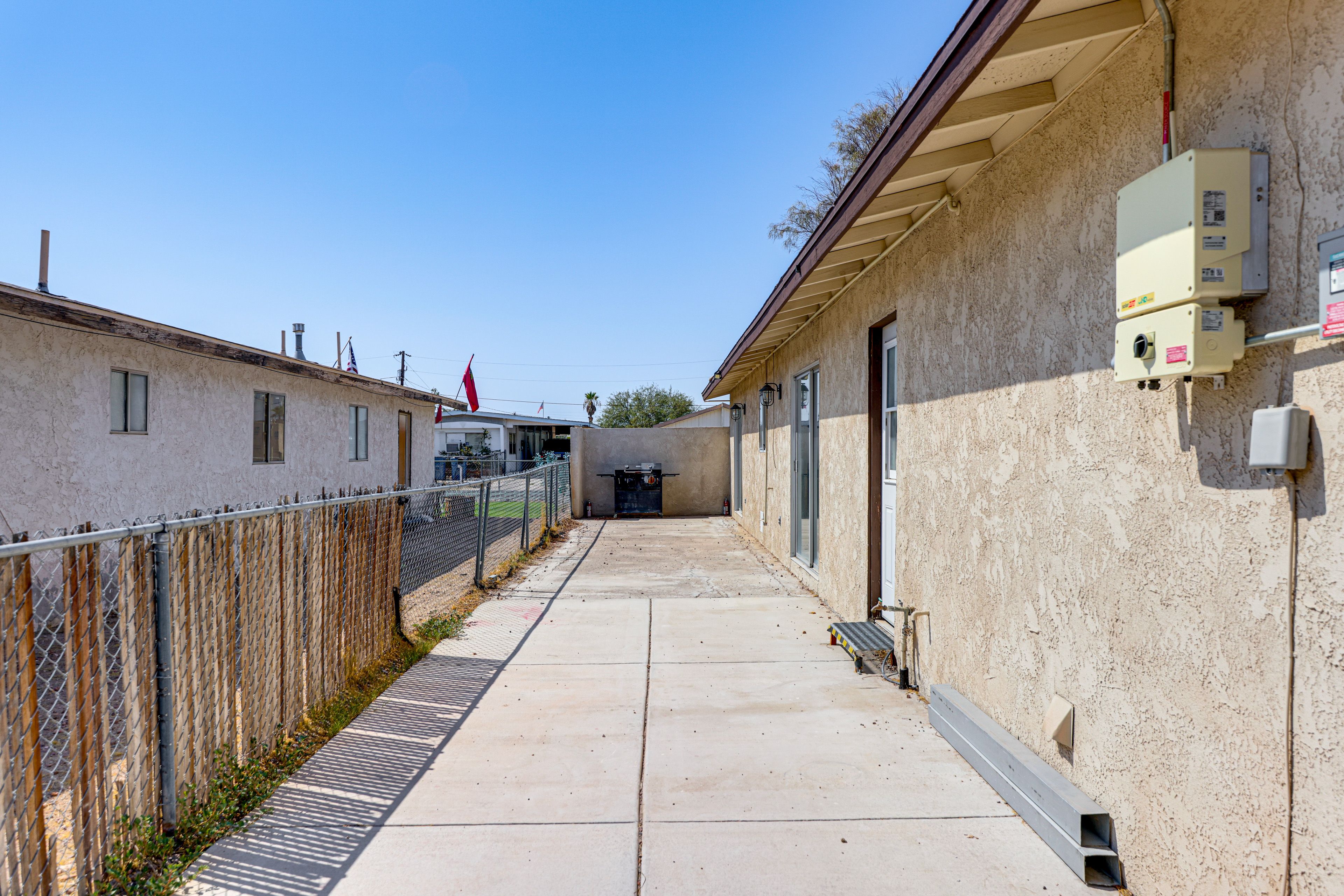 Patio Area | Charcoal Grill
