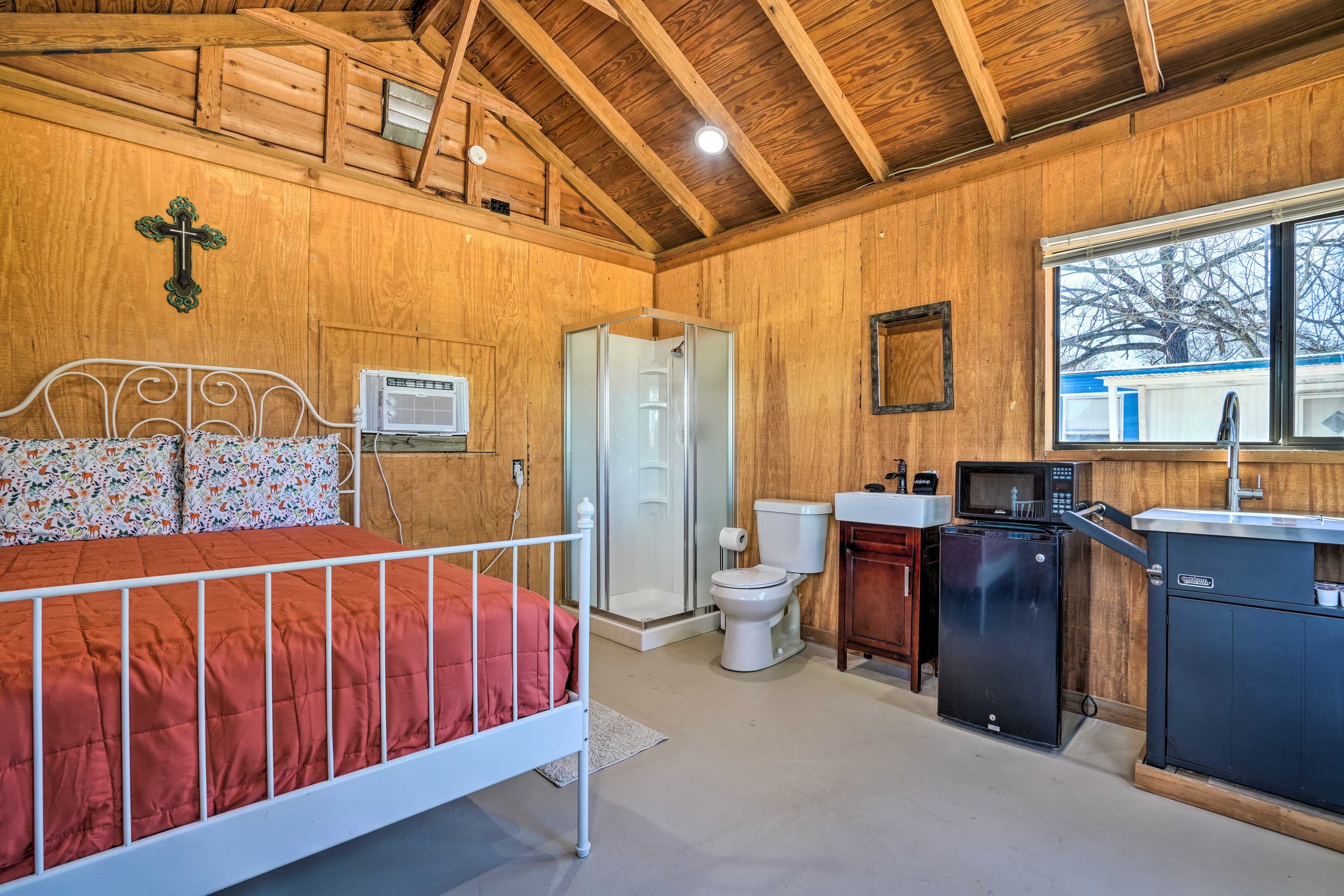 New Braunfels Vacation Rental | Studio | 1BA | Step-Free Access | 168 Sq Ft