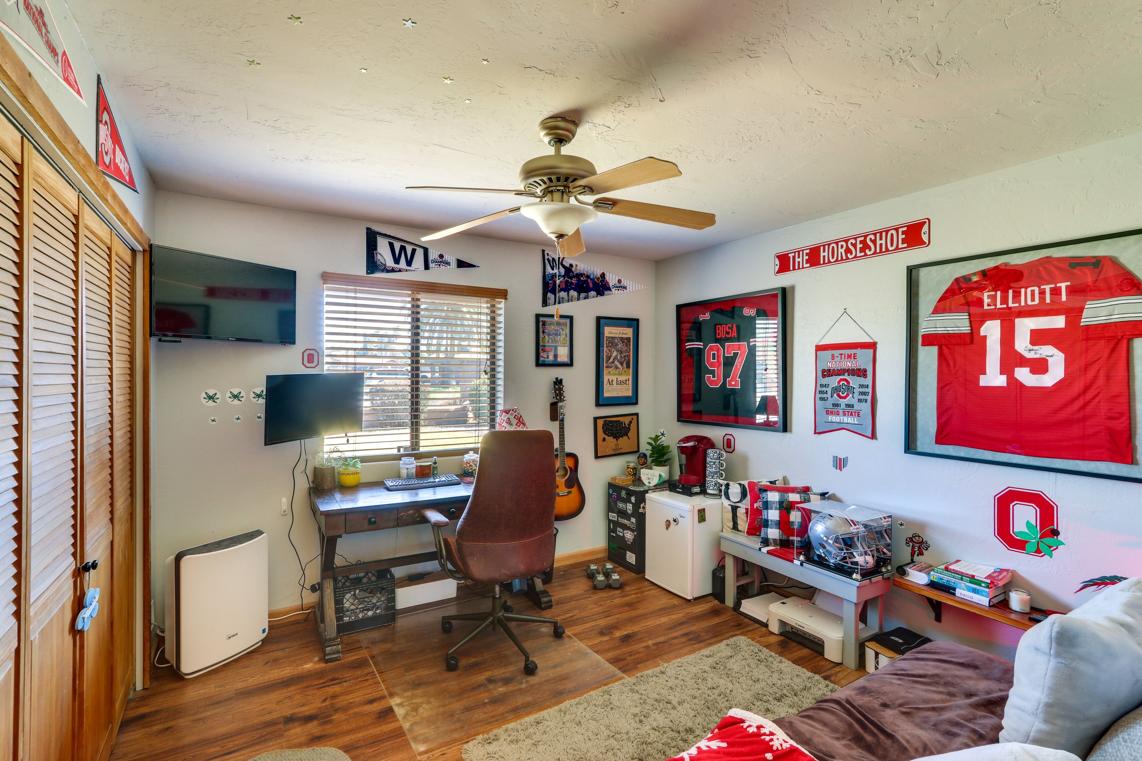 Office | Workspace | Twin Sleeper Sofa