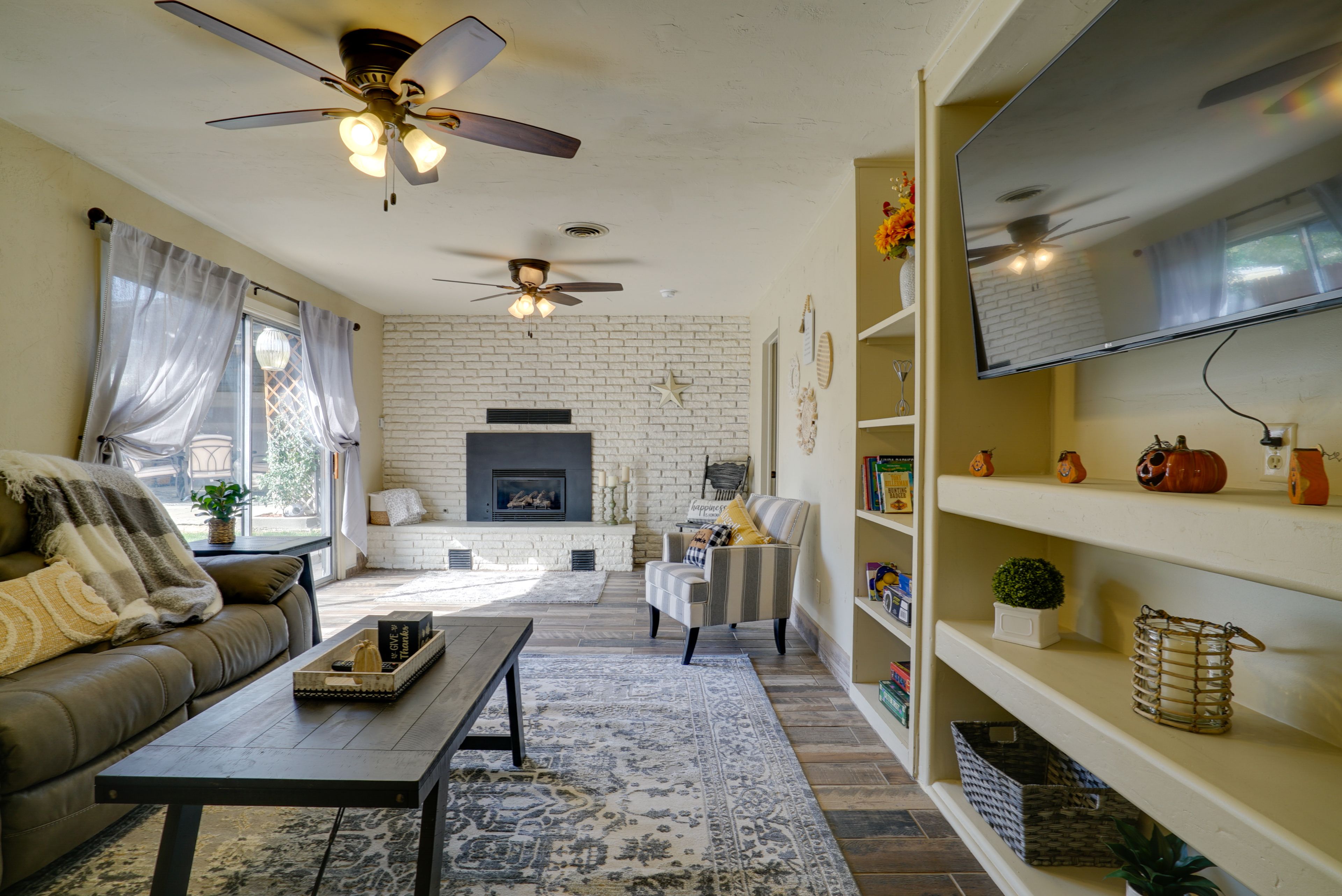 Silver City Vacation Rental | 3BR | 2BA | 1,754 Sq Ft | Exterior Steps Required