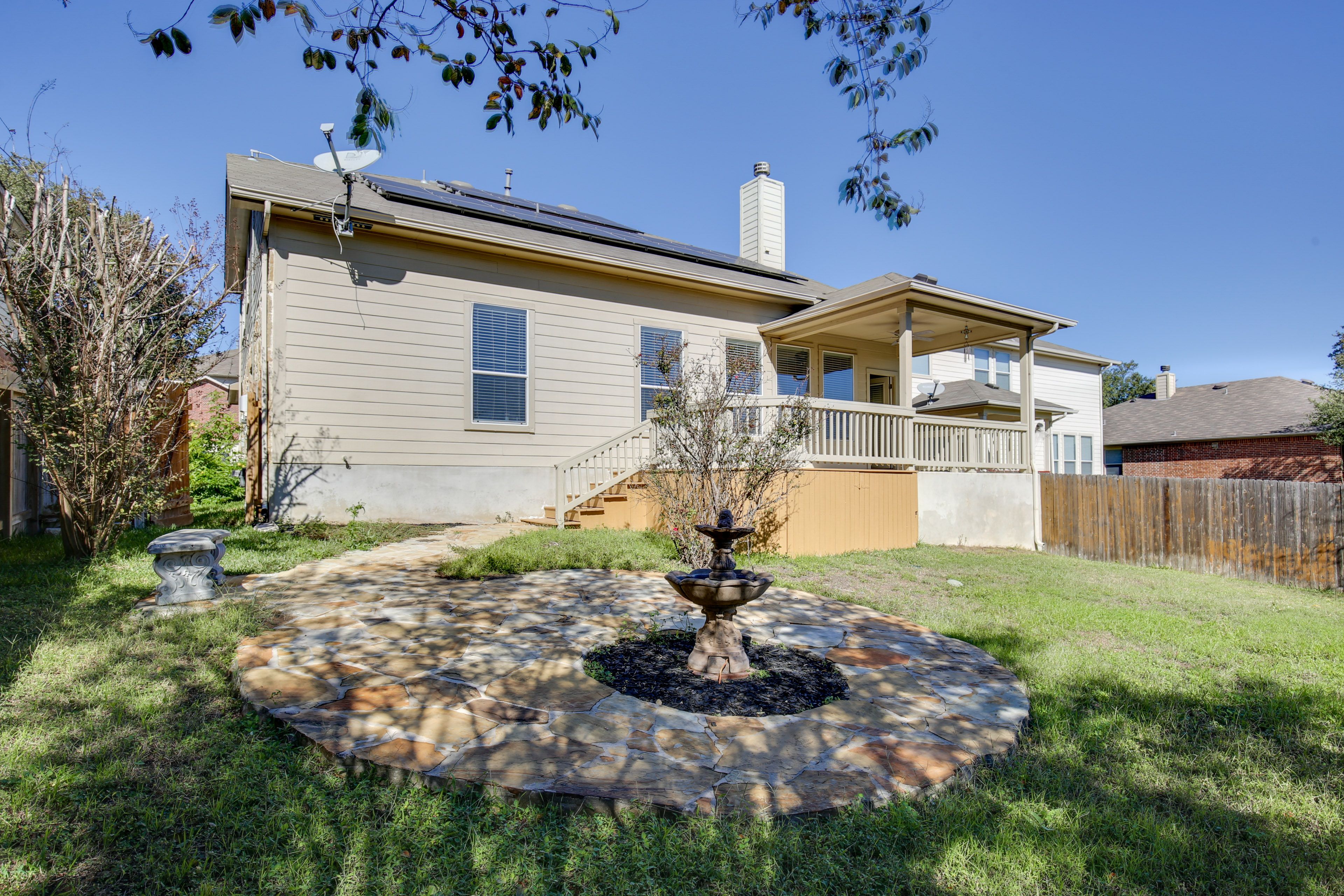 Fenced-In Yard