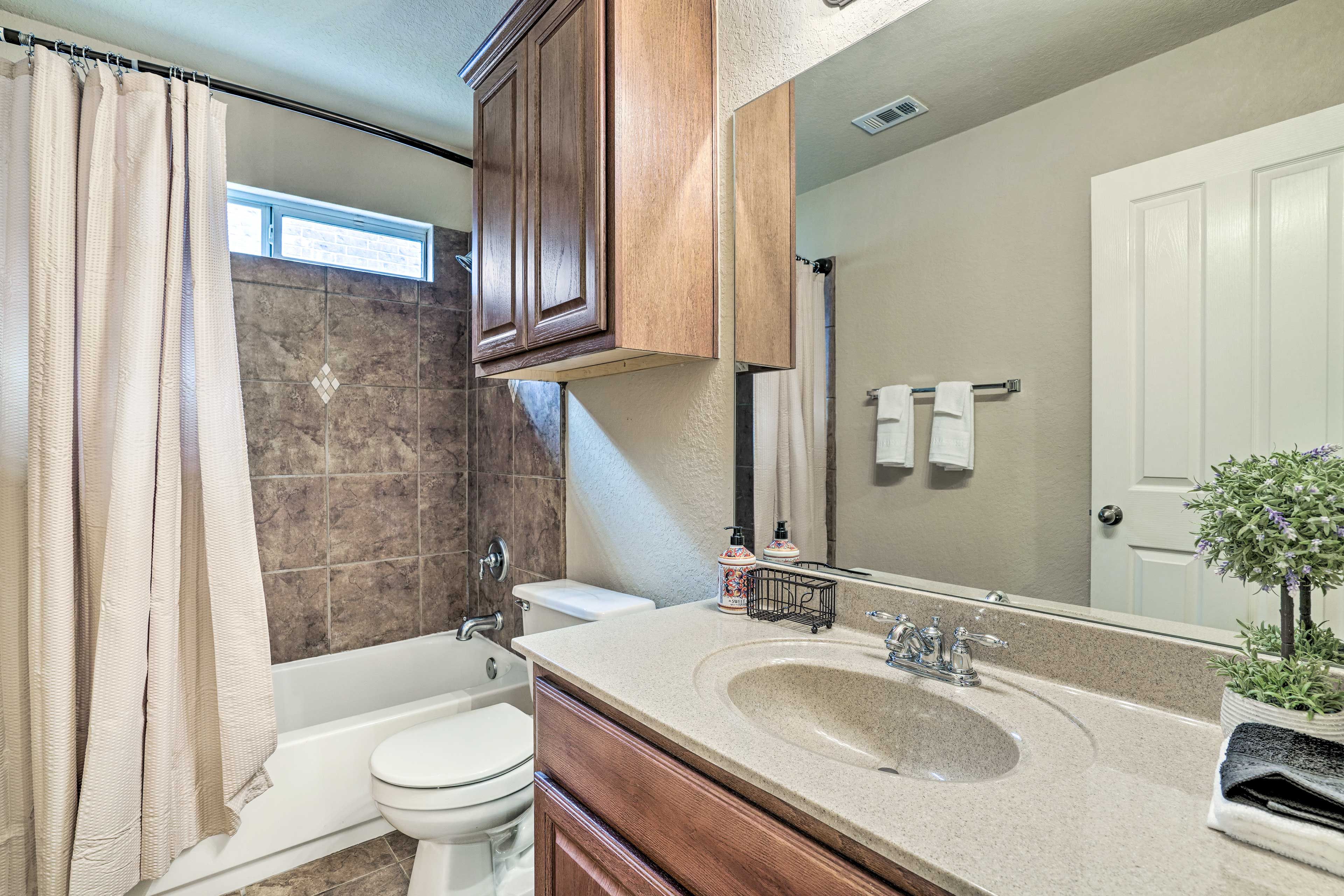 Full Bathroom
