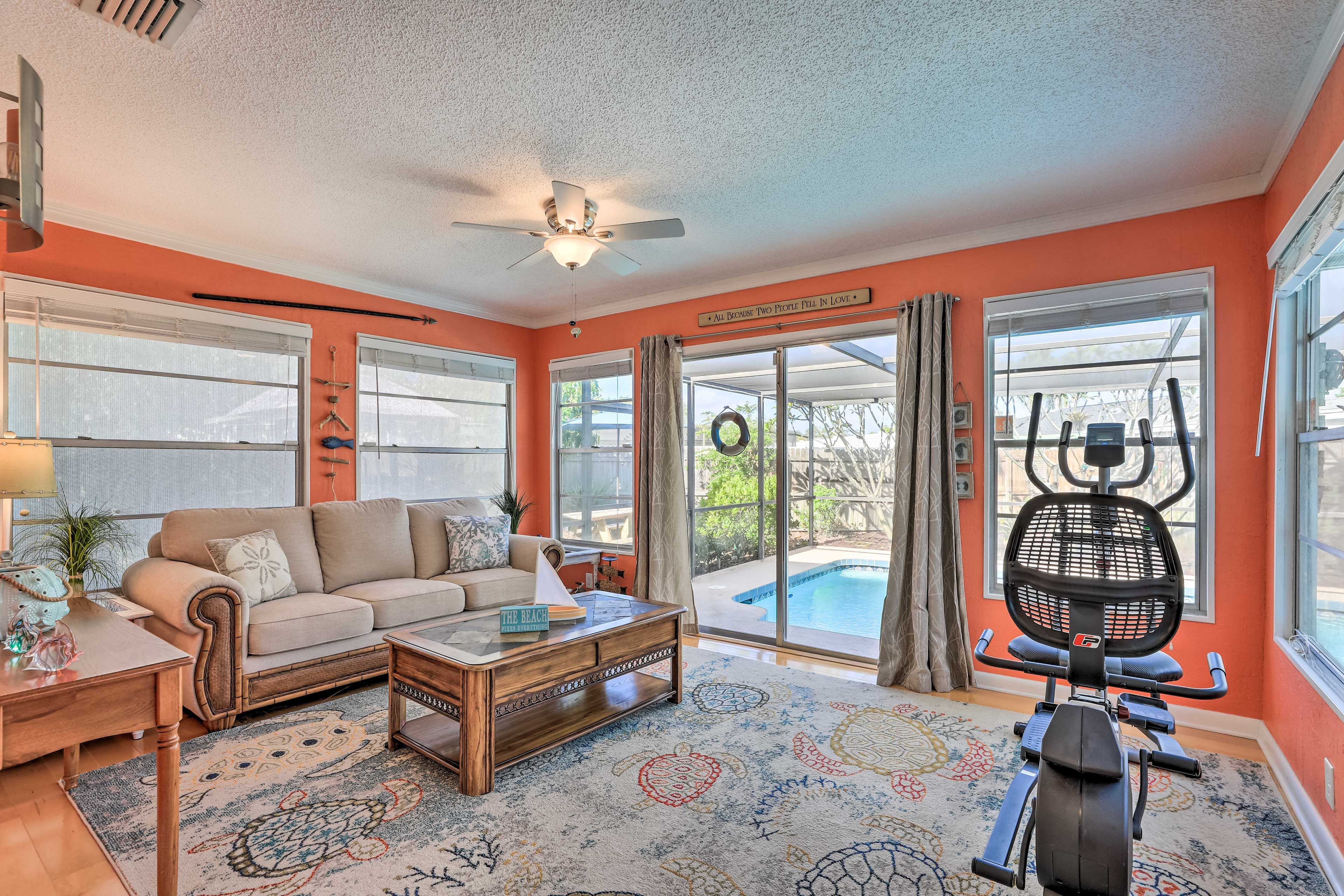 Florida Room | Queen Sleeper Sofa