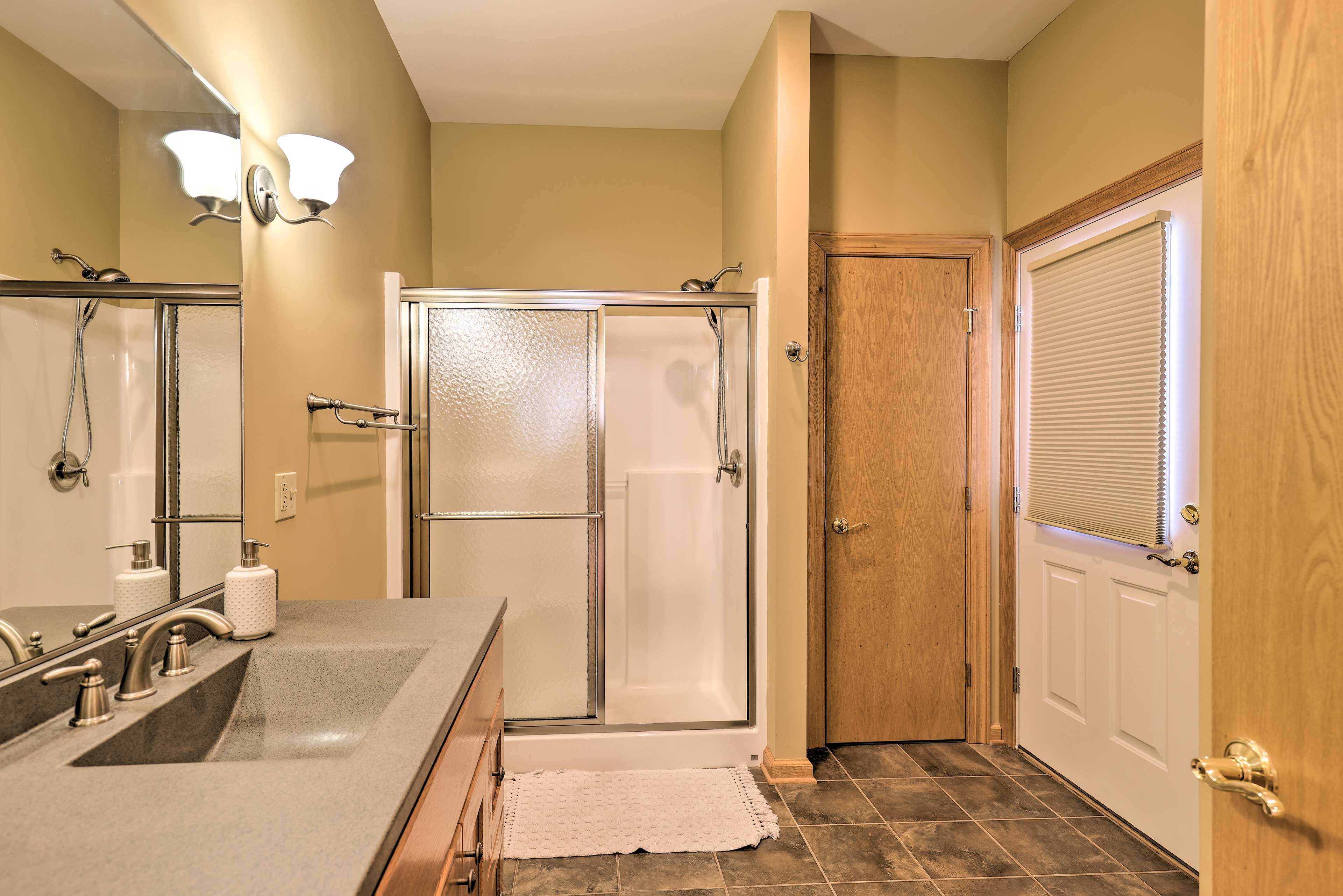Bathroom | Towels Provided | Complimentary Toiletries