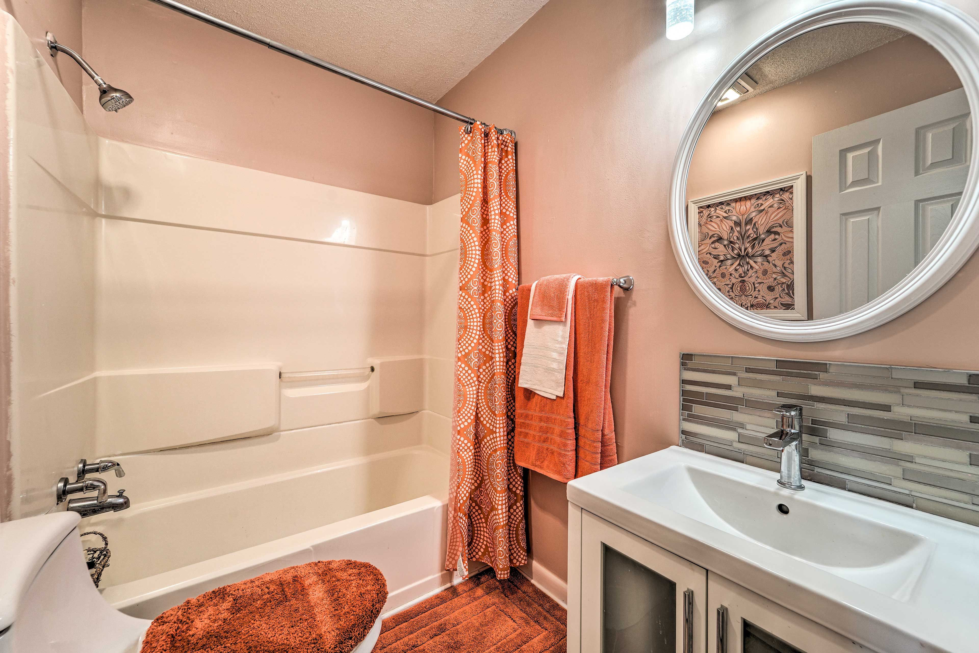 Full Bathroom