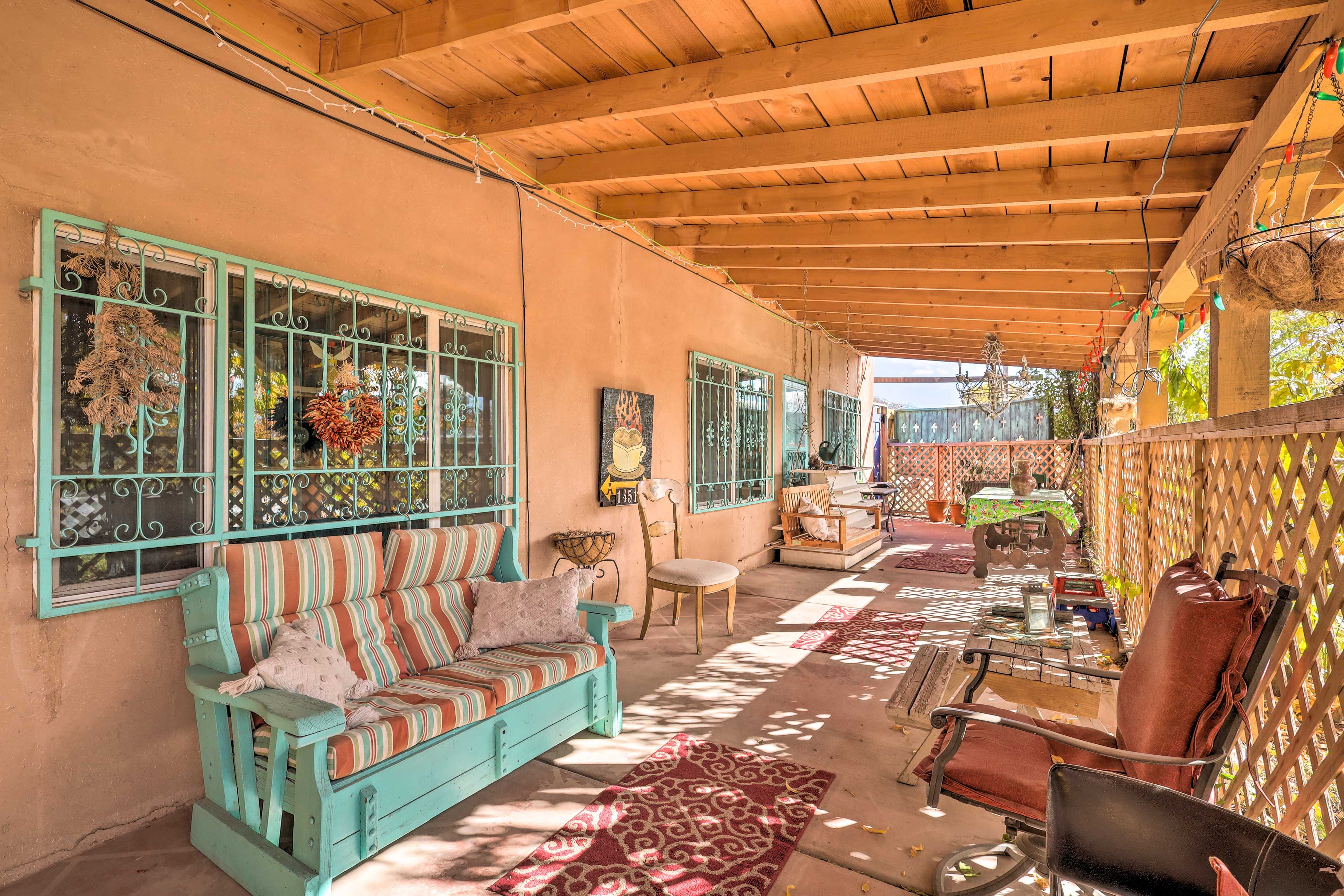 Covered Patio | Outdoor Dining Area
