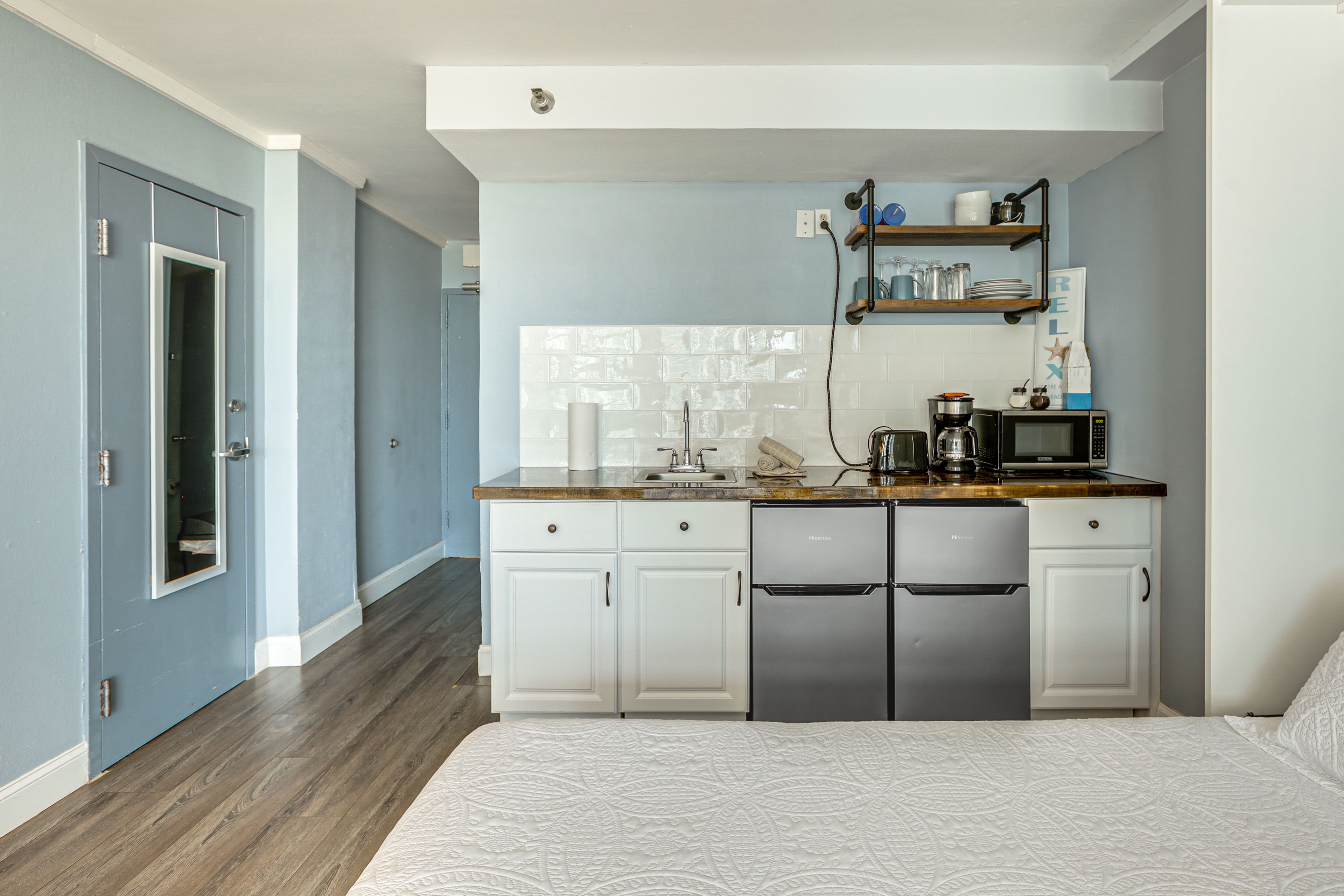 Kitchenette