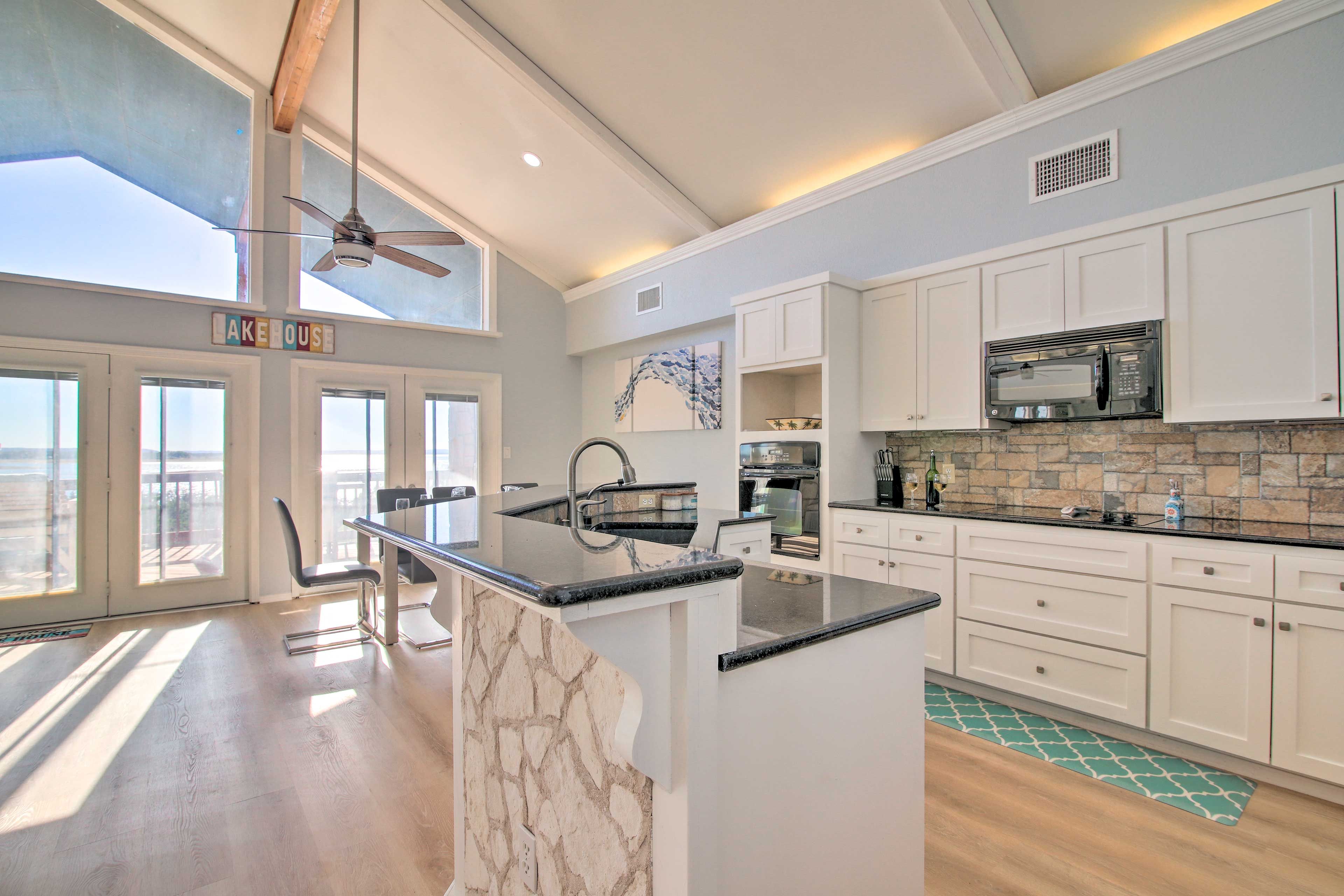 Kitchen | Drip Coffee Maker | Coffee Grinder | Blender | Crockpot | Toaster