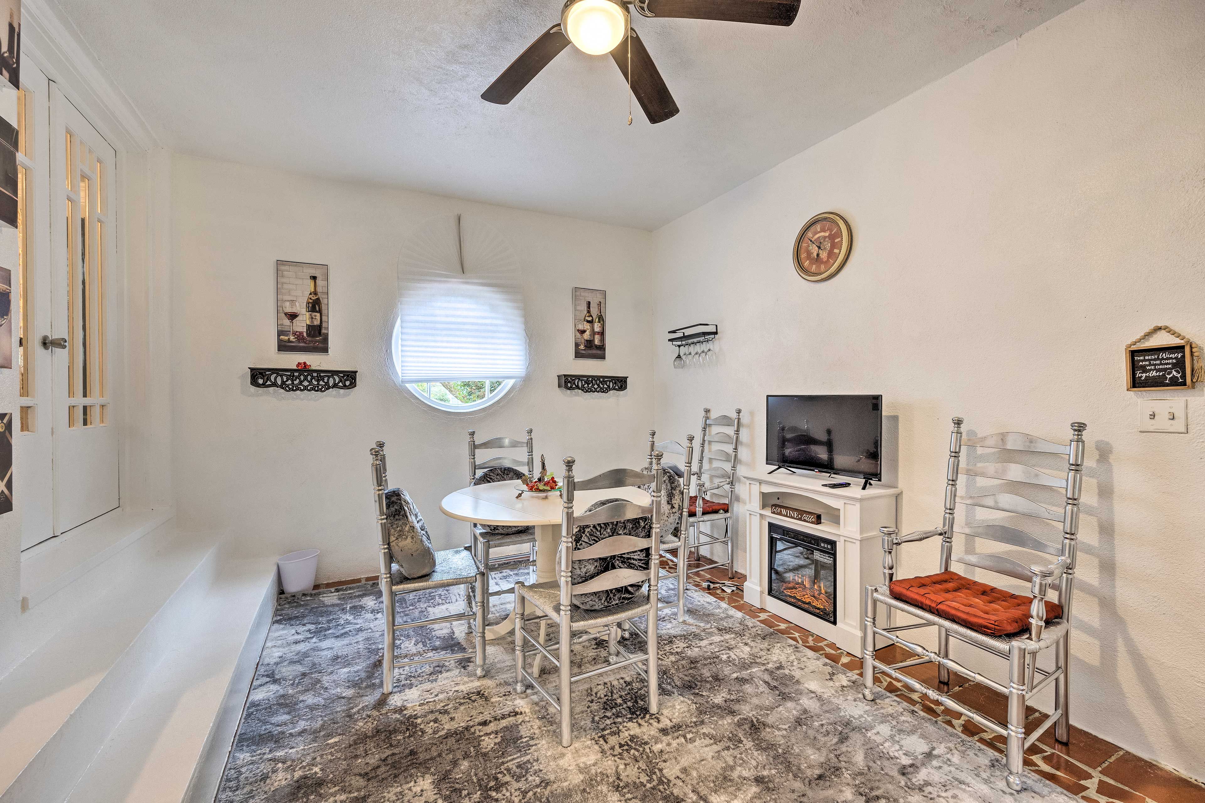 Dining Room 2