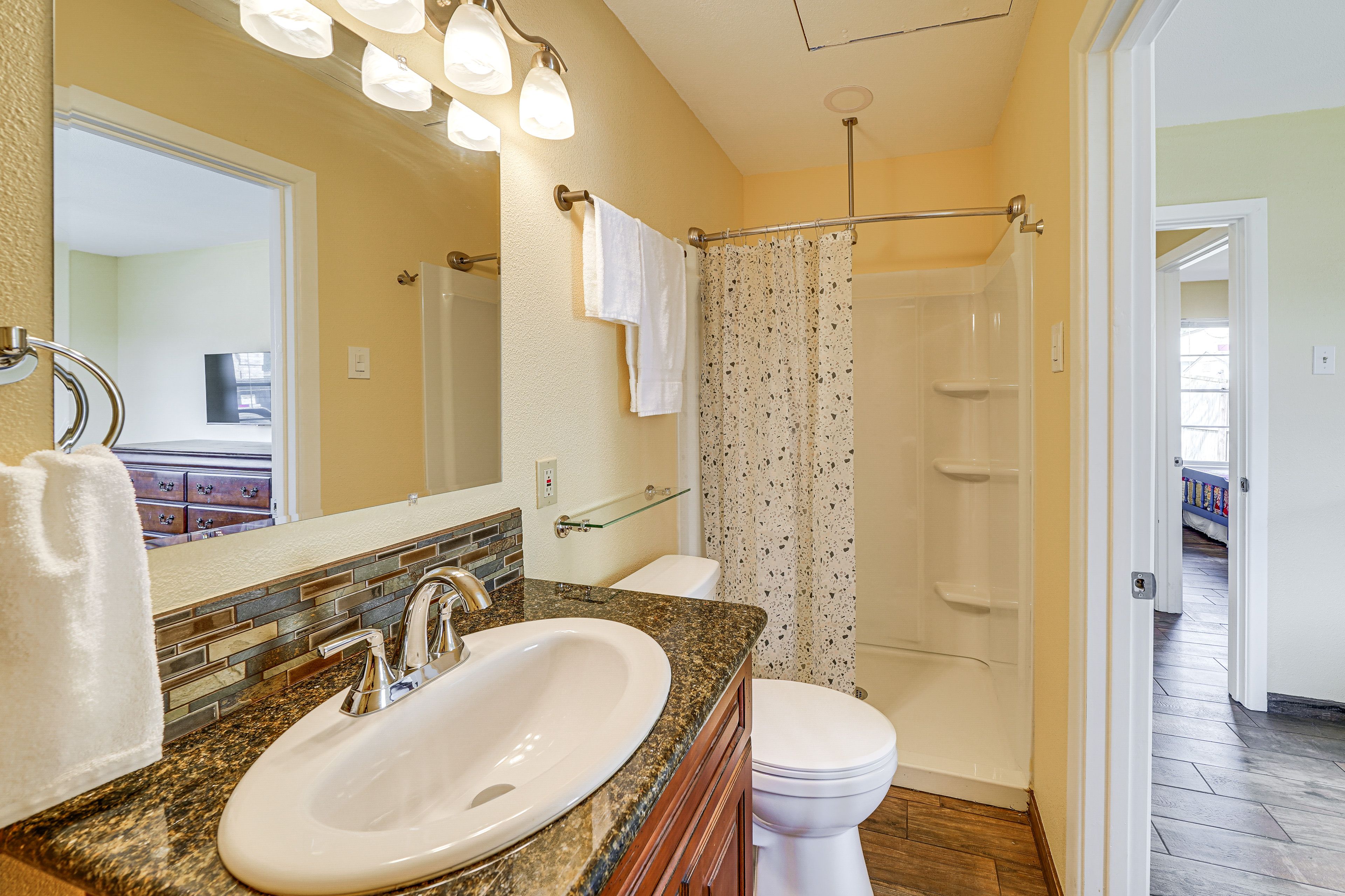 En-Suite Bathroom