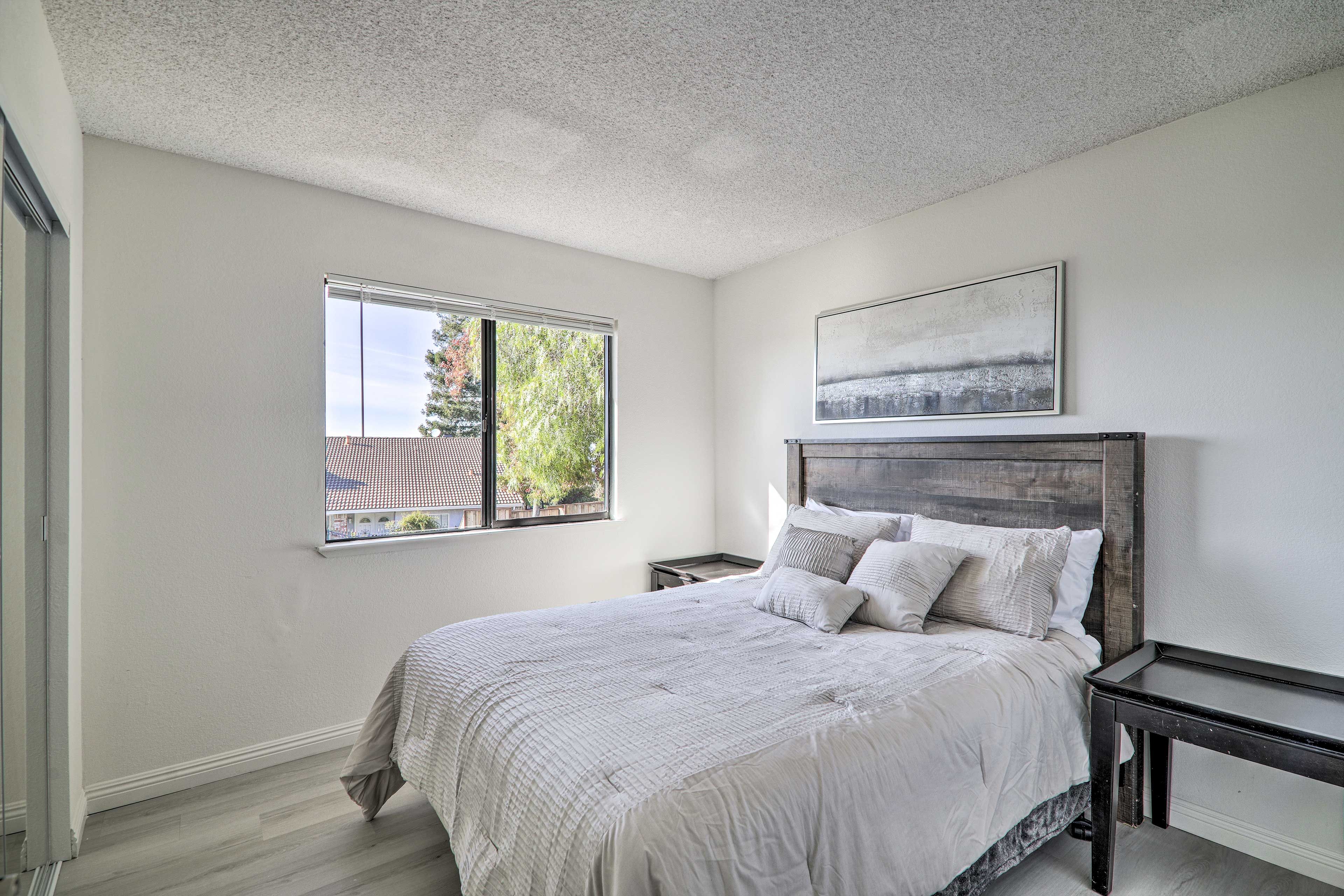 Bedroom 2 | Queen Bed | Linens Provided