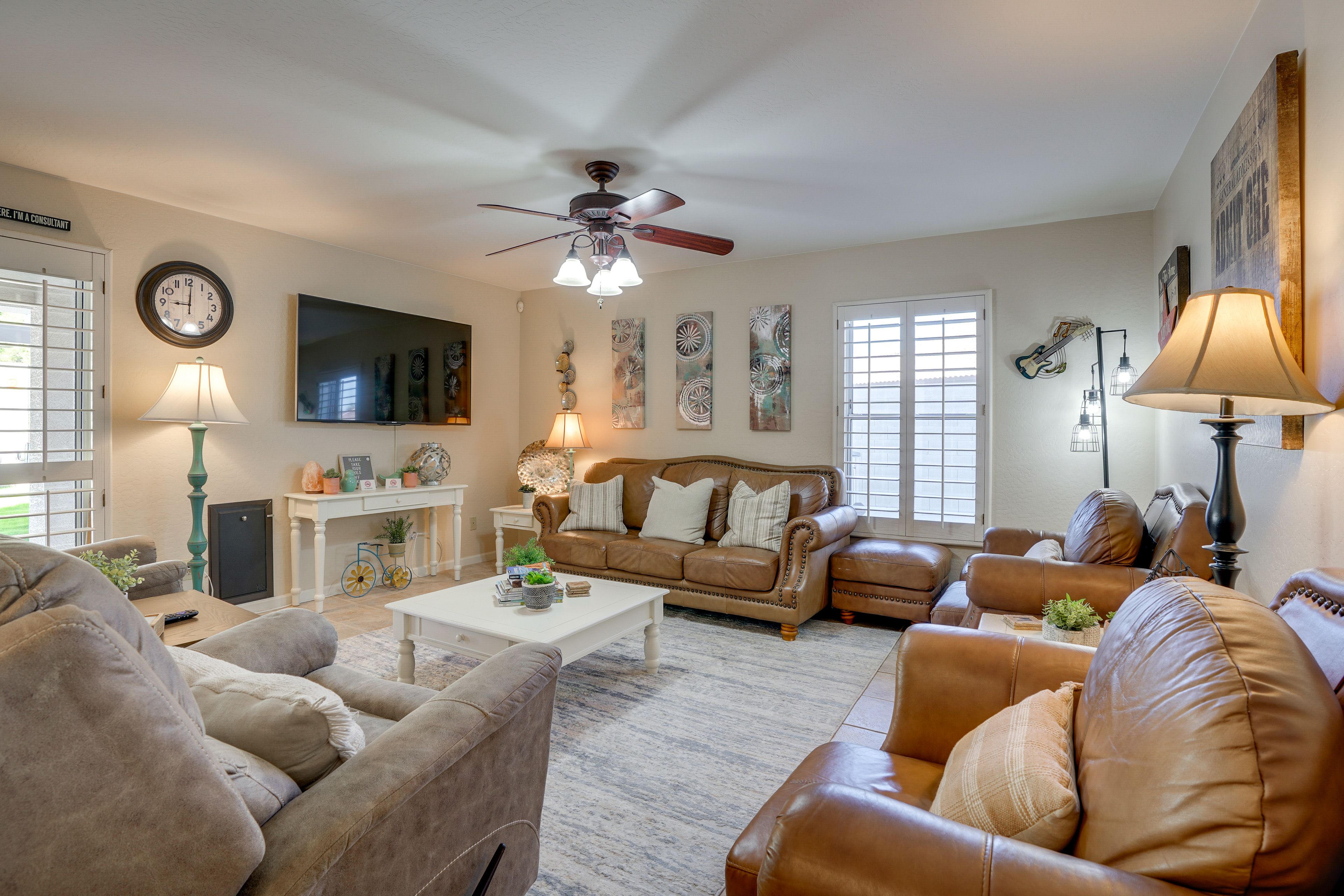 Great Room | 1st Floor | Ceiling Fan | Smart TV | Central A/C