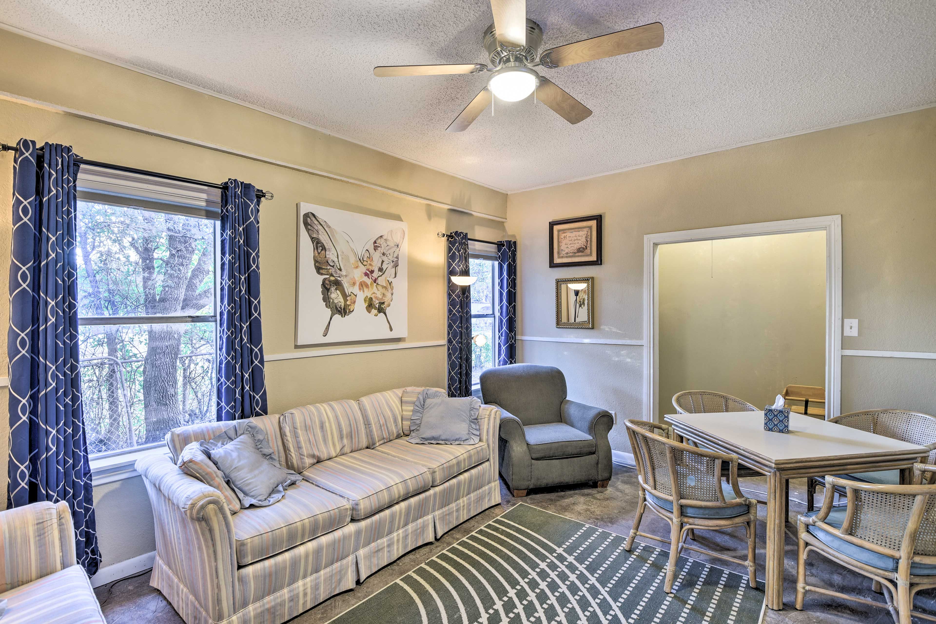 Bonus Room | Smart TV