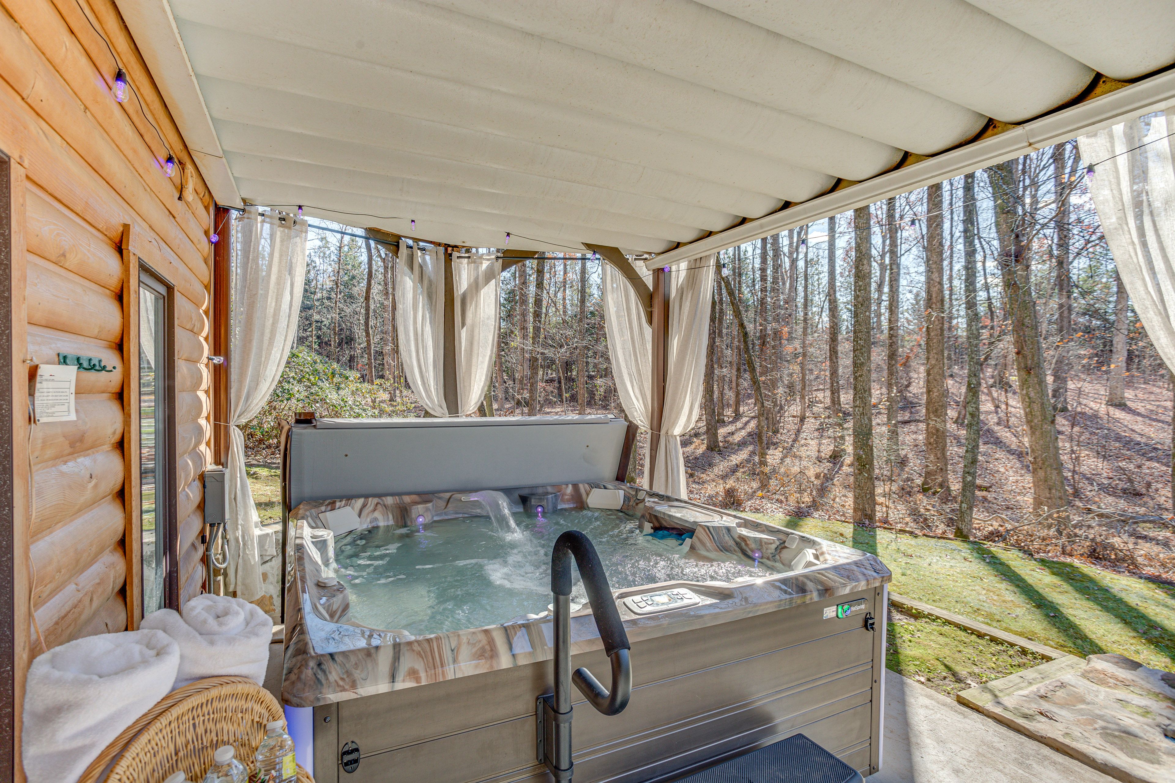 Covered Patio | Private Hot Tub