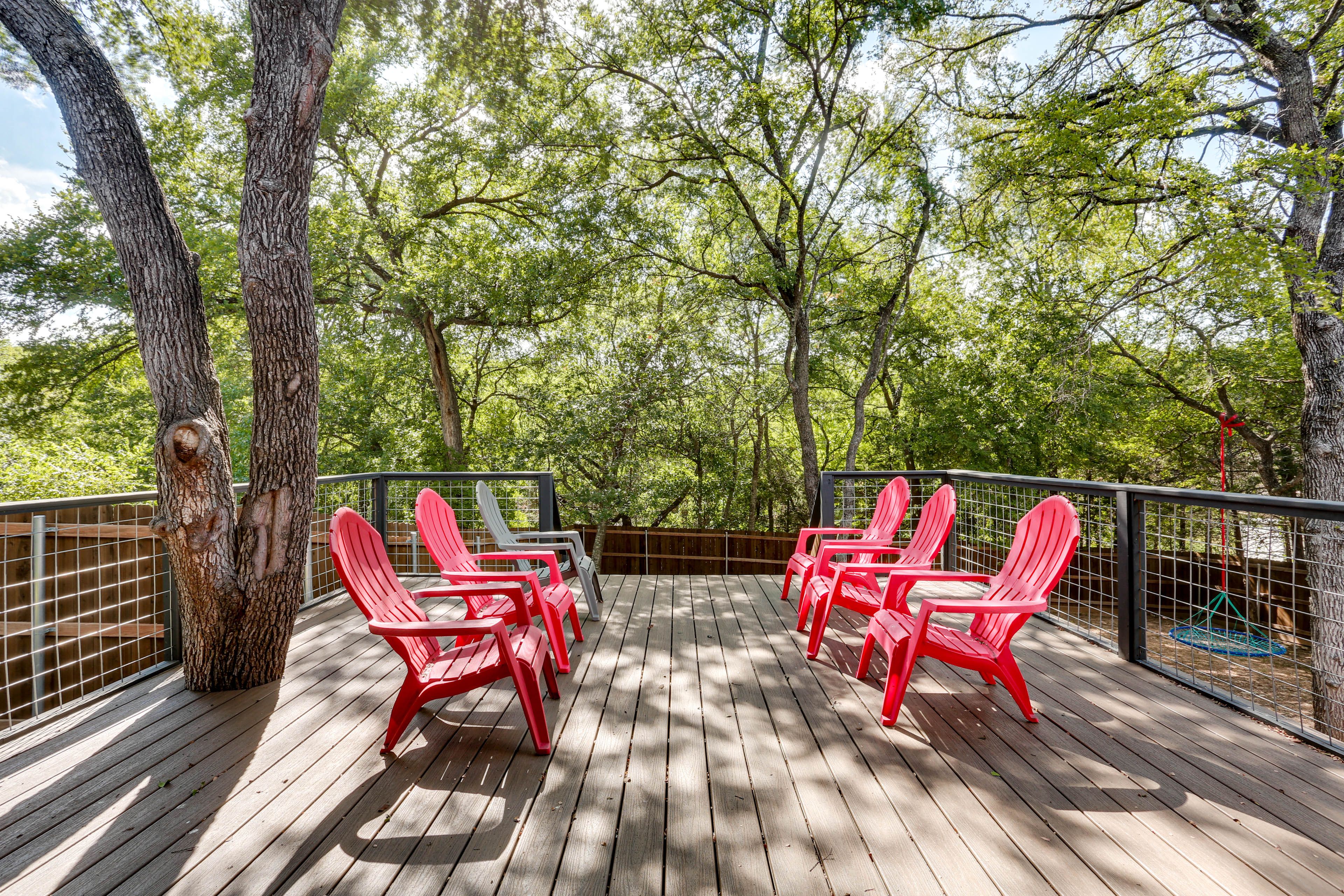 Private Deck | Outdoor Seating