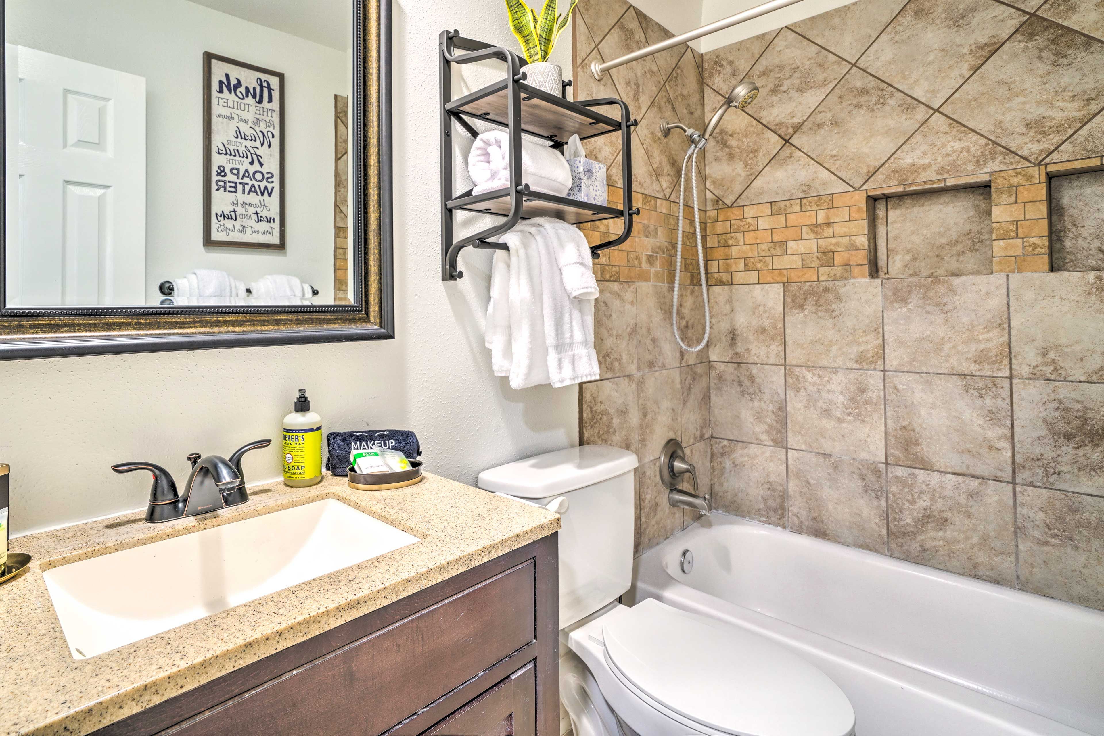 Full Bathroom | Hair Dryer