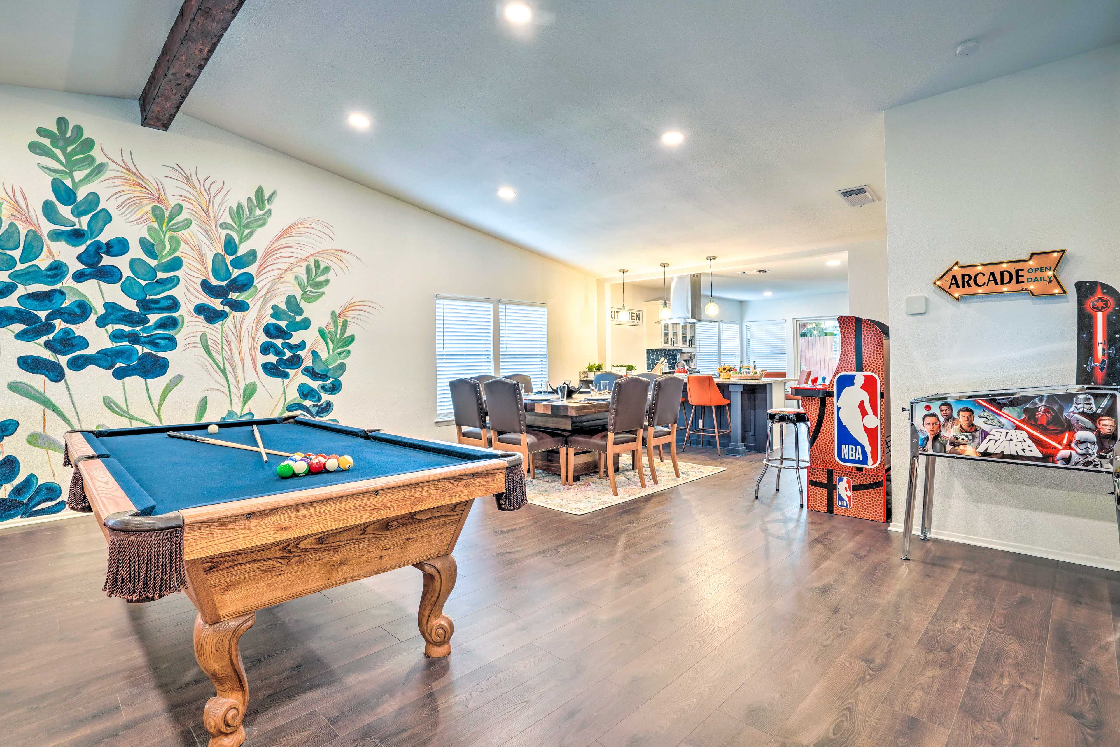 Gaming Area | Shuffleboard Table | Stereo | Board Games
