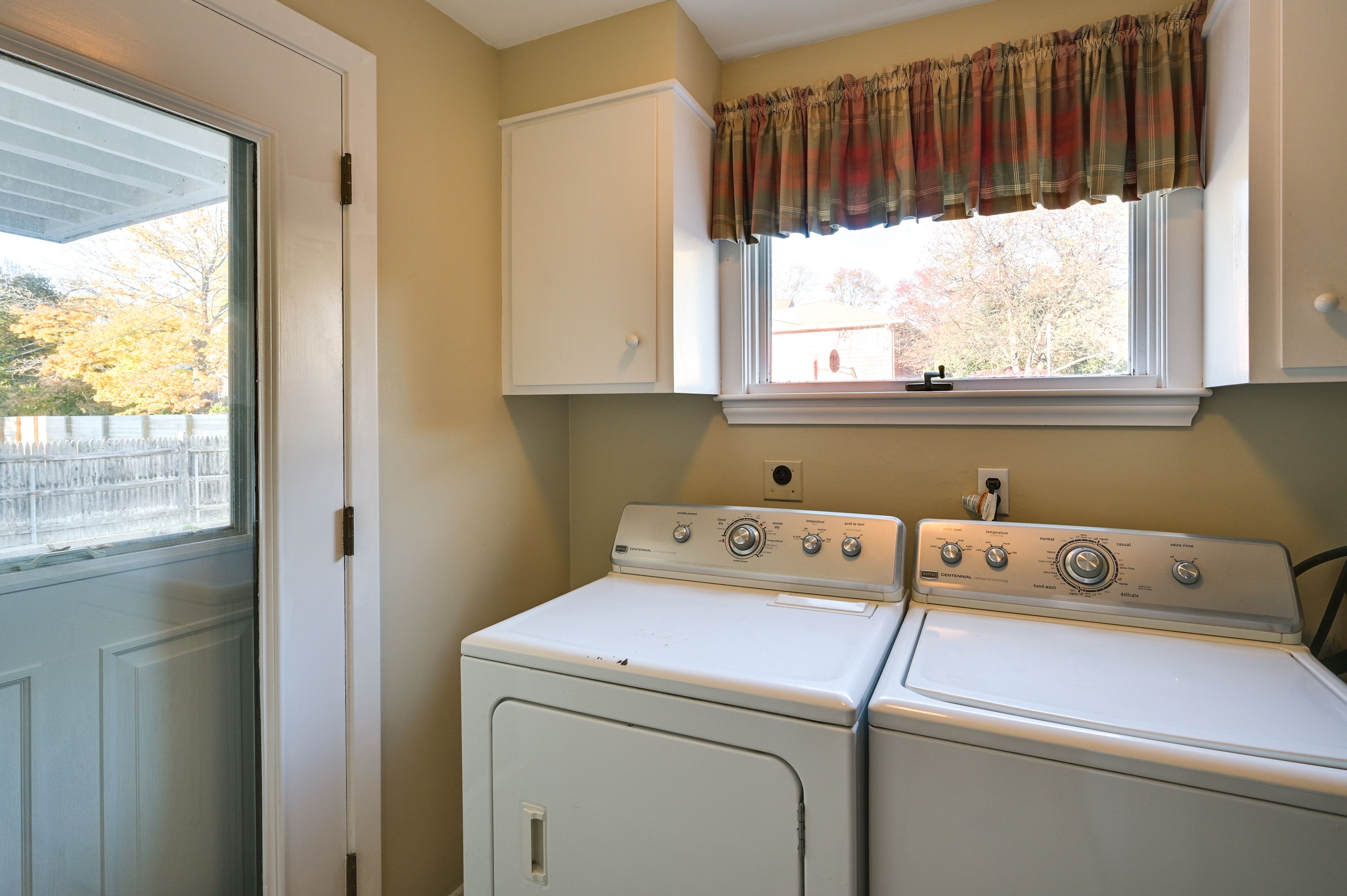 Washer & Dryer