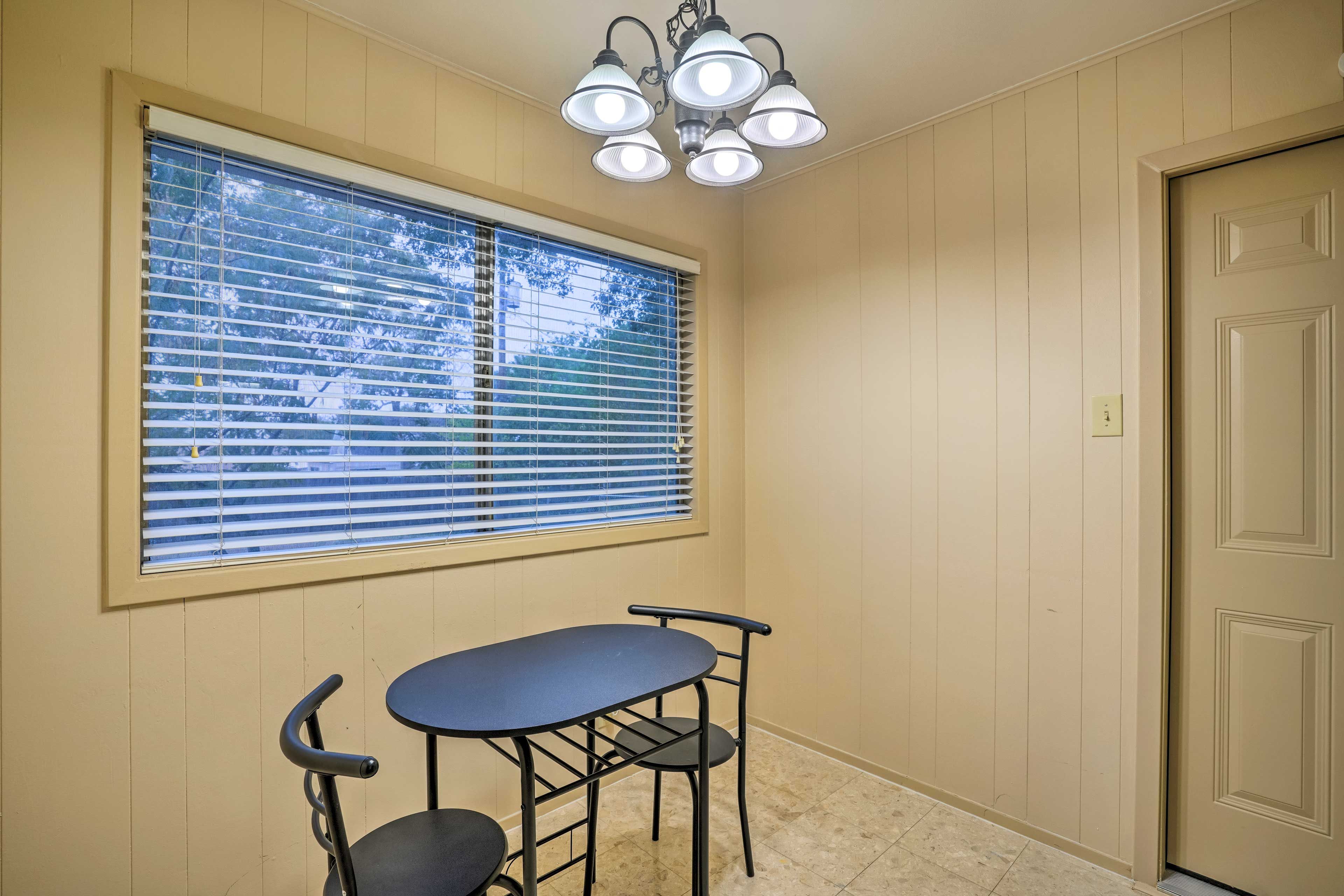 Additional Dining Area