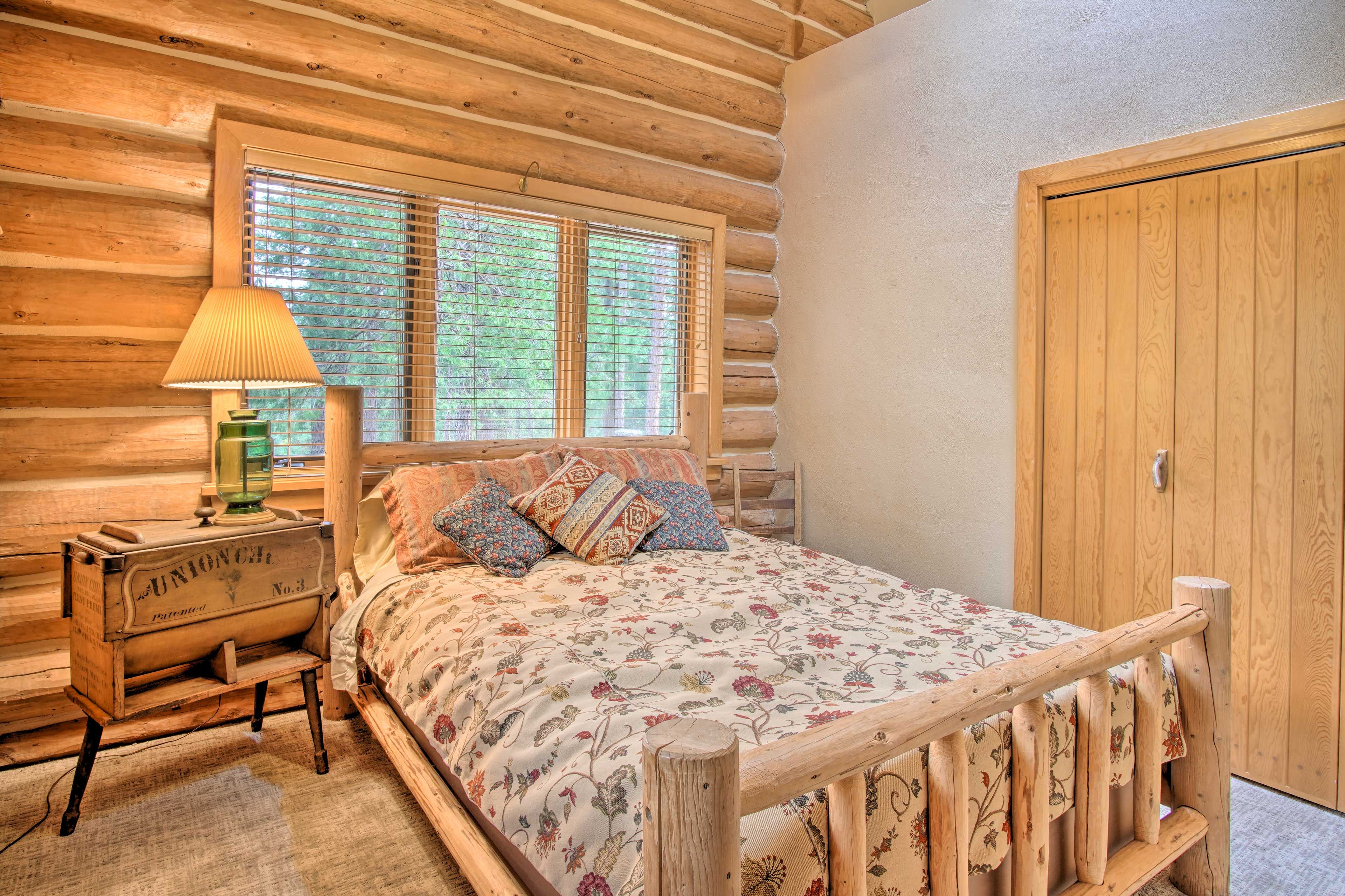 Bedroom 3 | Queen Bed | 1st Floor