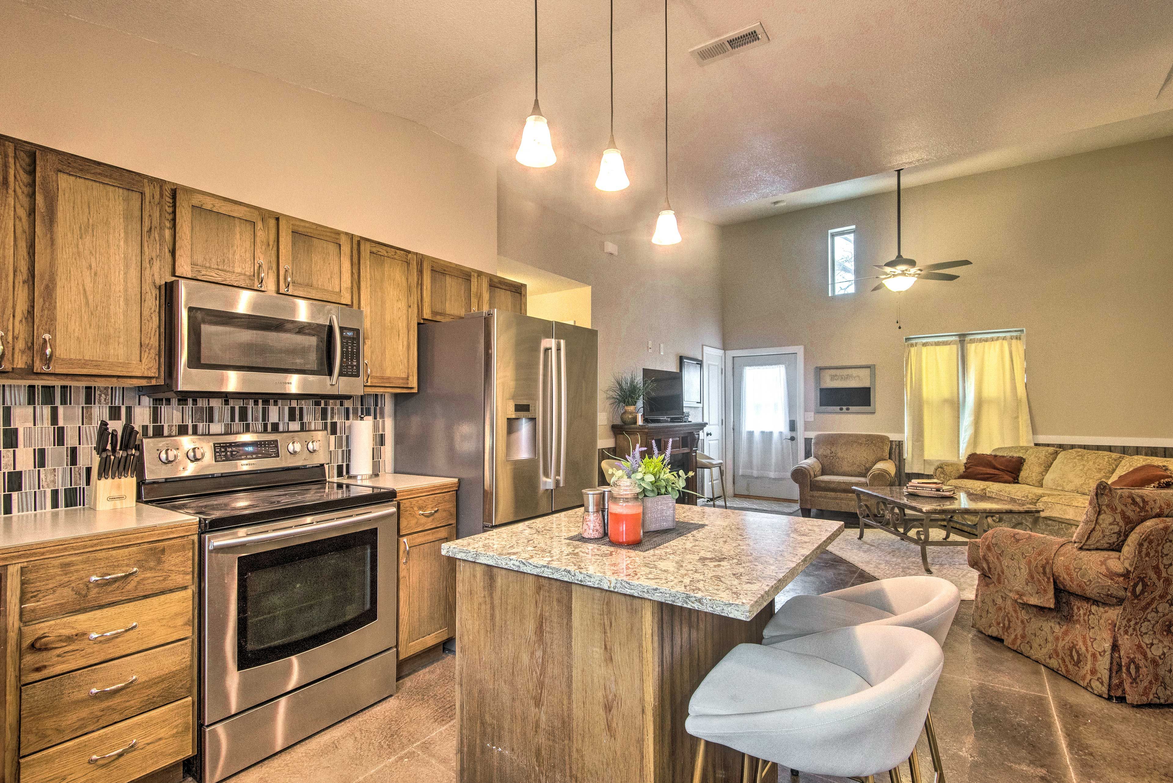 Kitchen | Cooking Basics | Dishware Provided