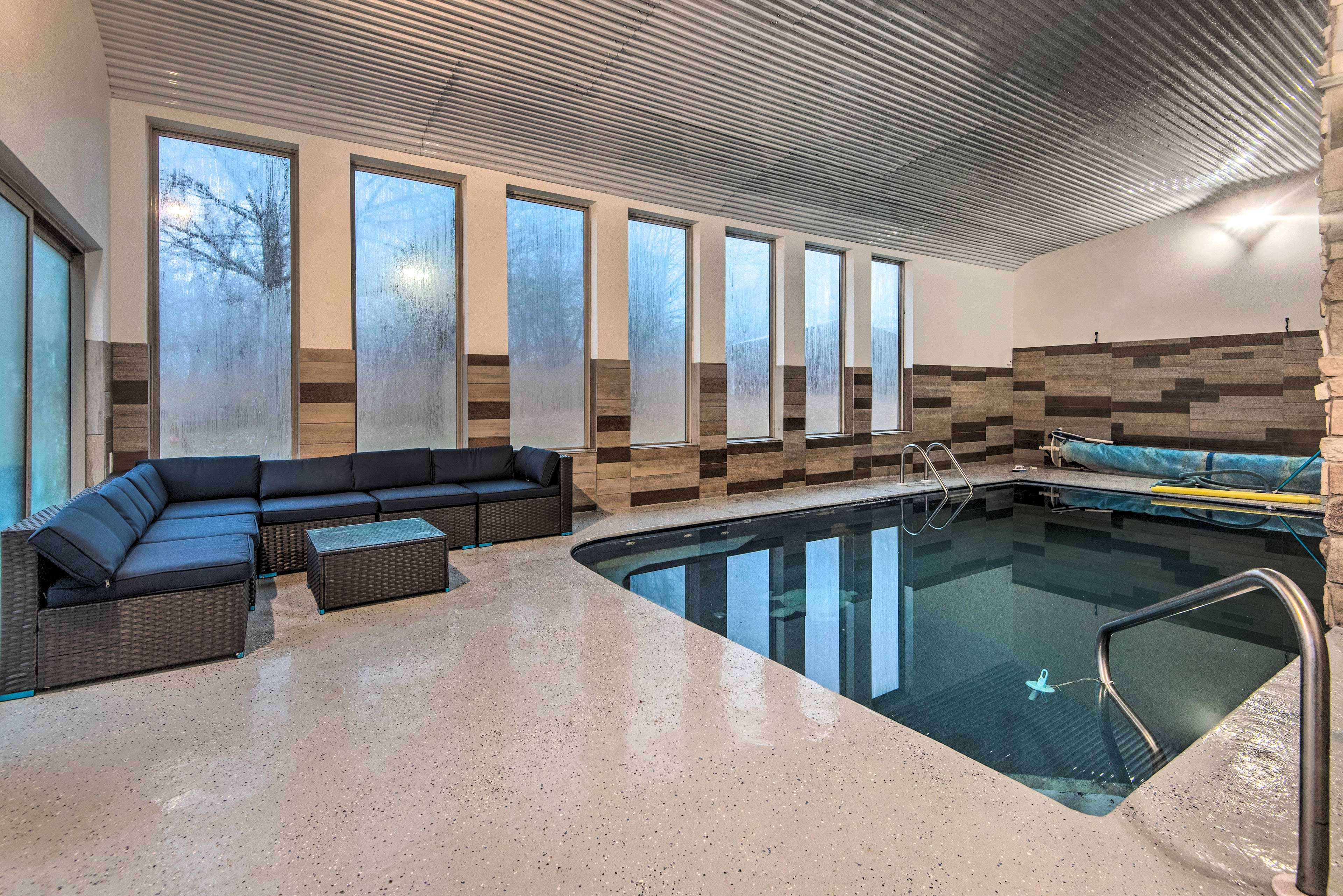 Indoor Pool | Depth (3'-6')
