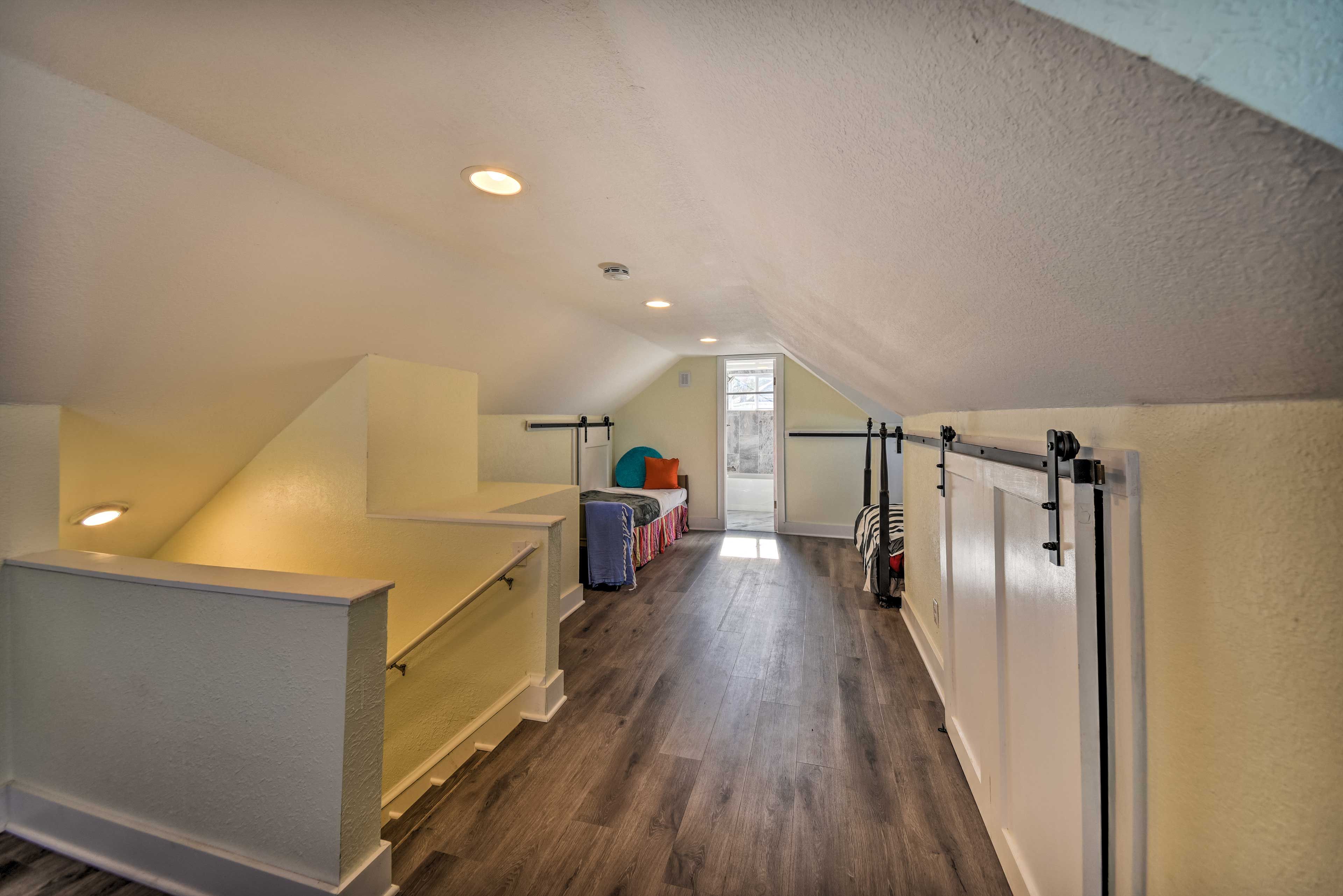 Bedroom 3 | Upper Level | Queen Bed | Twin Bed | Twin Bunk Bed