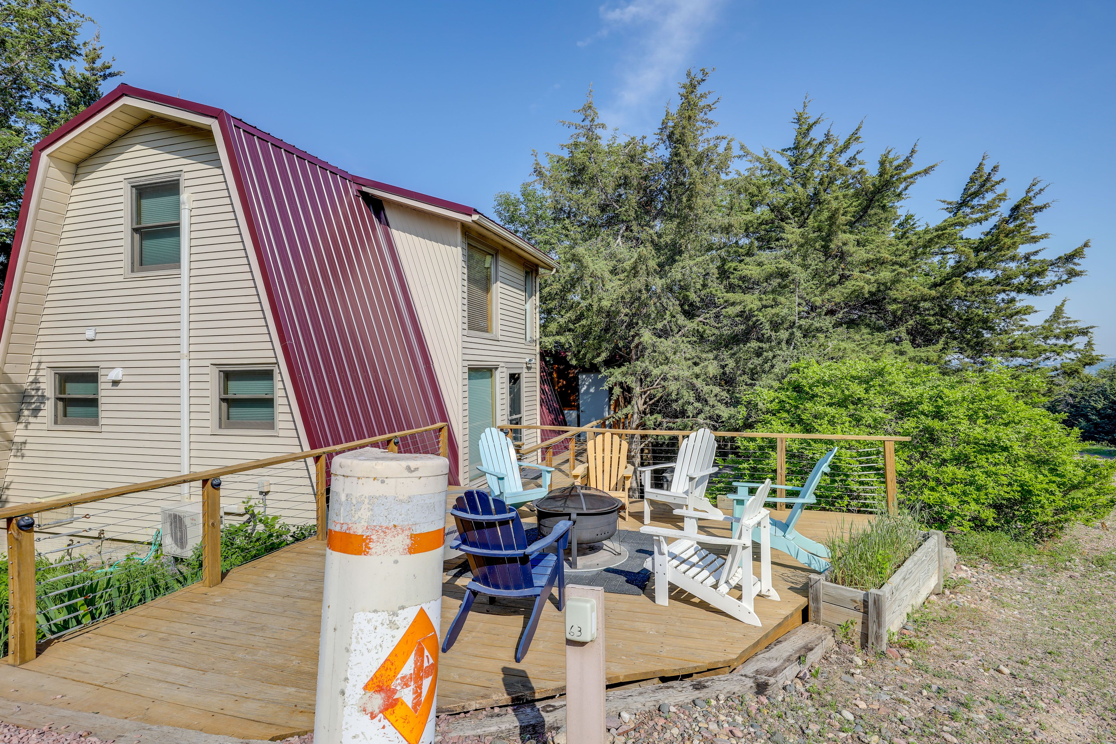 Fire Pit | Free WiFi | Keyless Entry