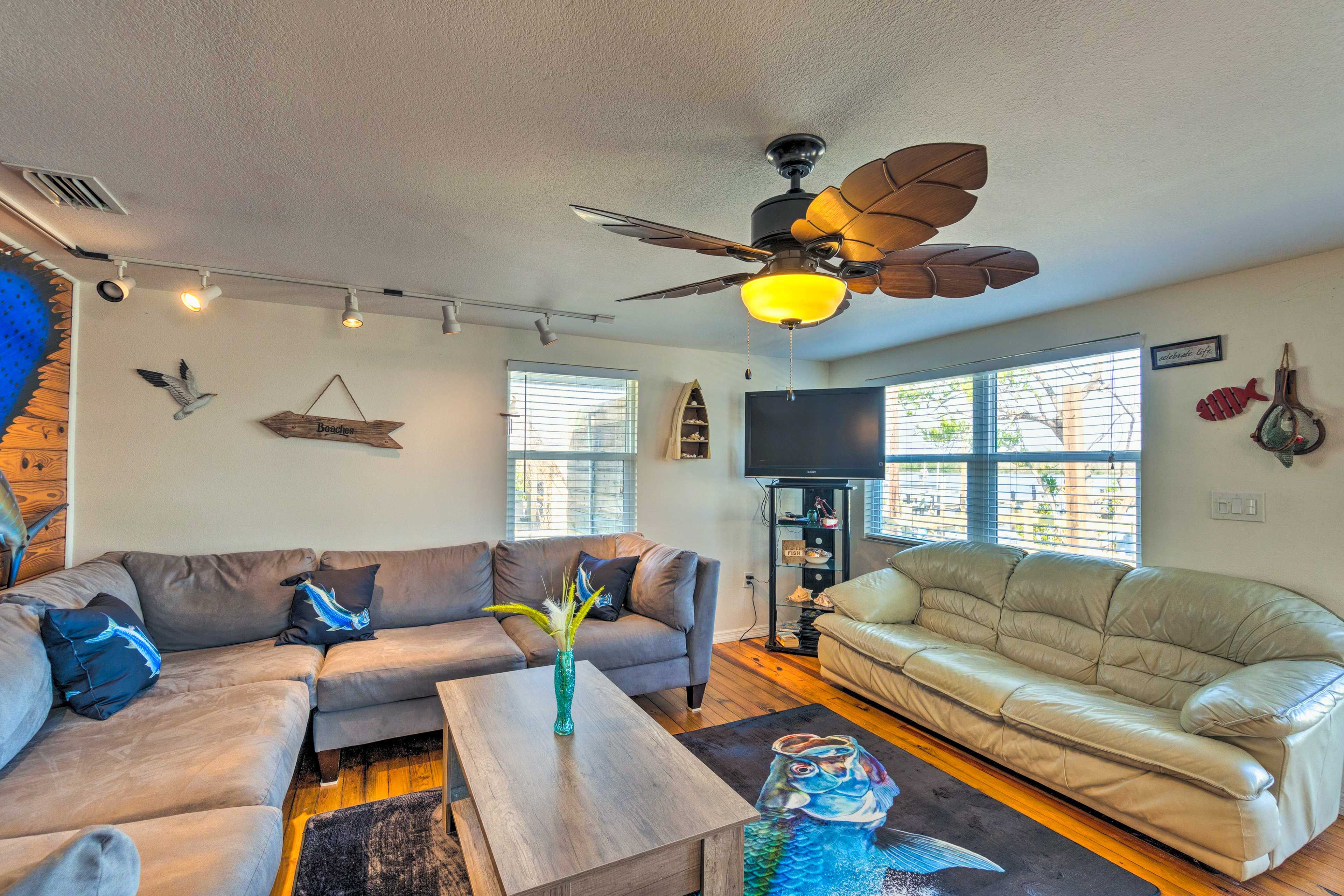 Living Room | Central A/C