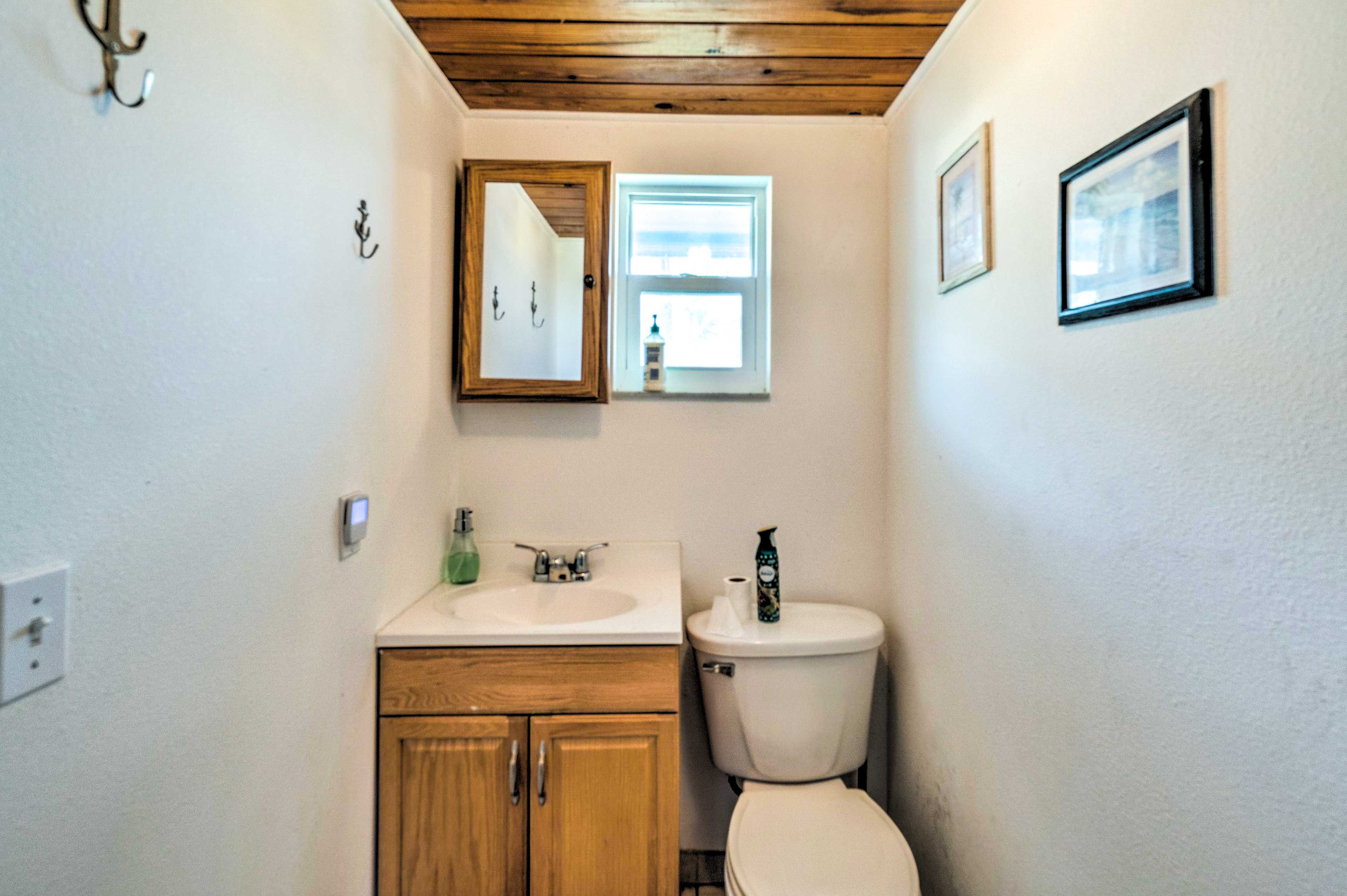 Half Bathroom | Linens & Towels | Beach Towels